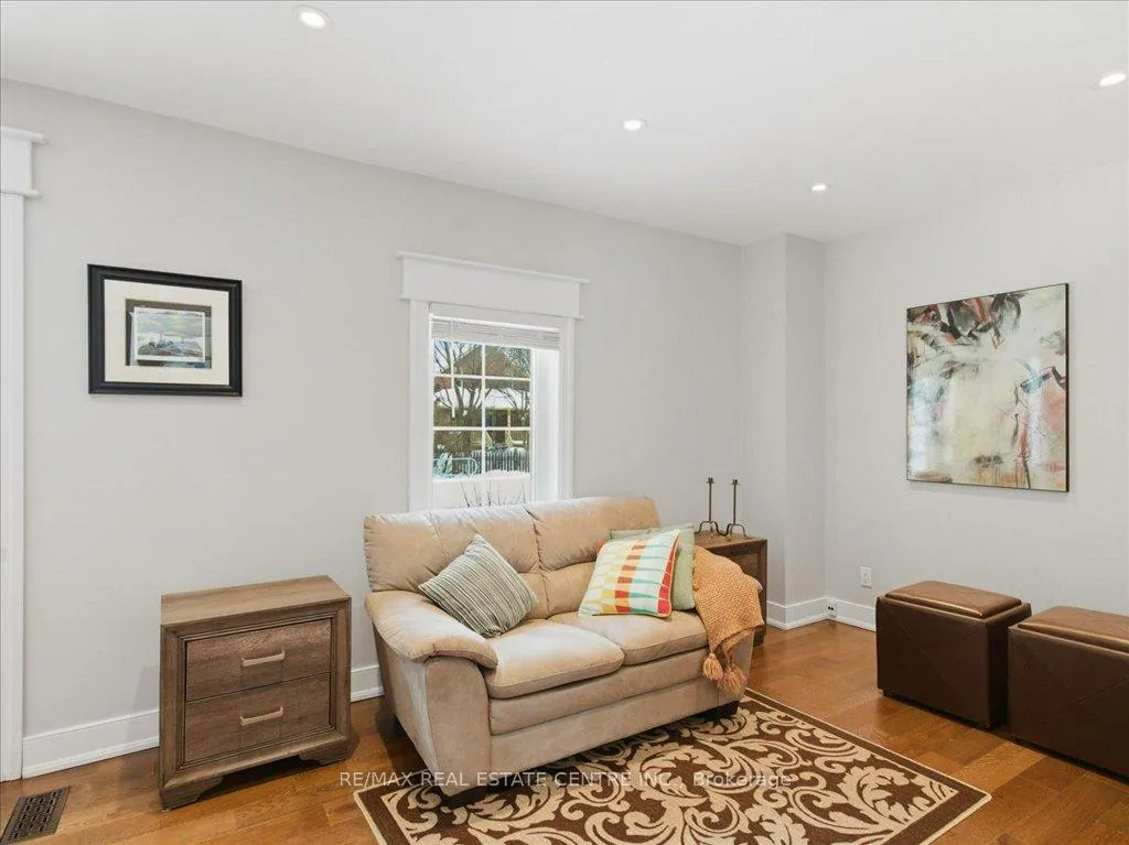 Photo 5 of 410 Oak Street, Milton, Old Milton — HOMEH