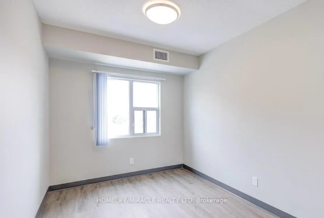 Photo 8 of Unit 512, 595 Strasburg Road, Kitchener — HOMEH