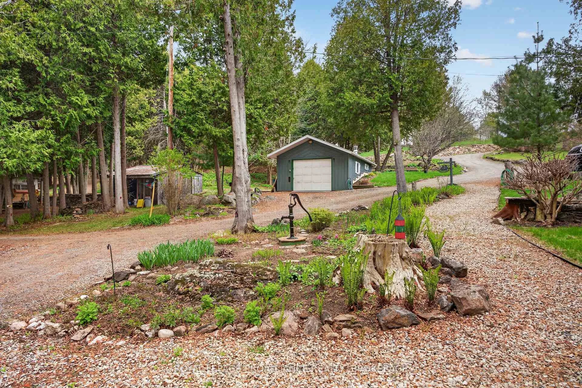 Photo 8 of 173 Space Lane, Frontenac, Frontenac South — HOMEH