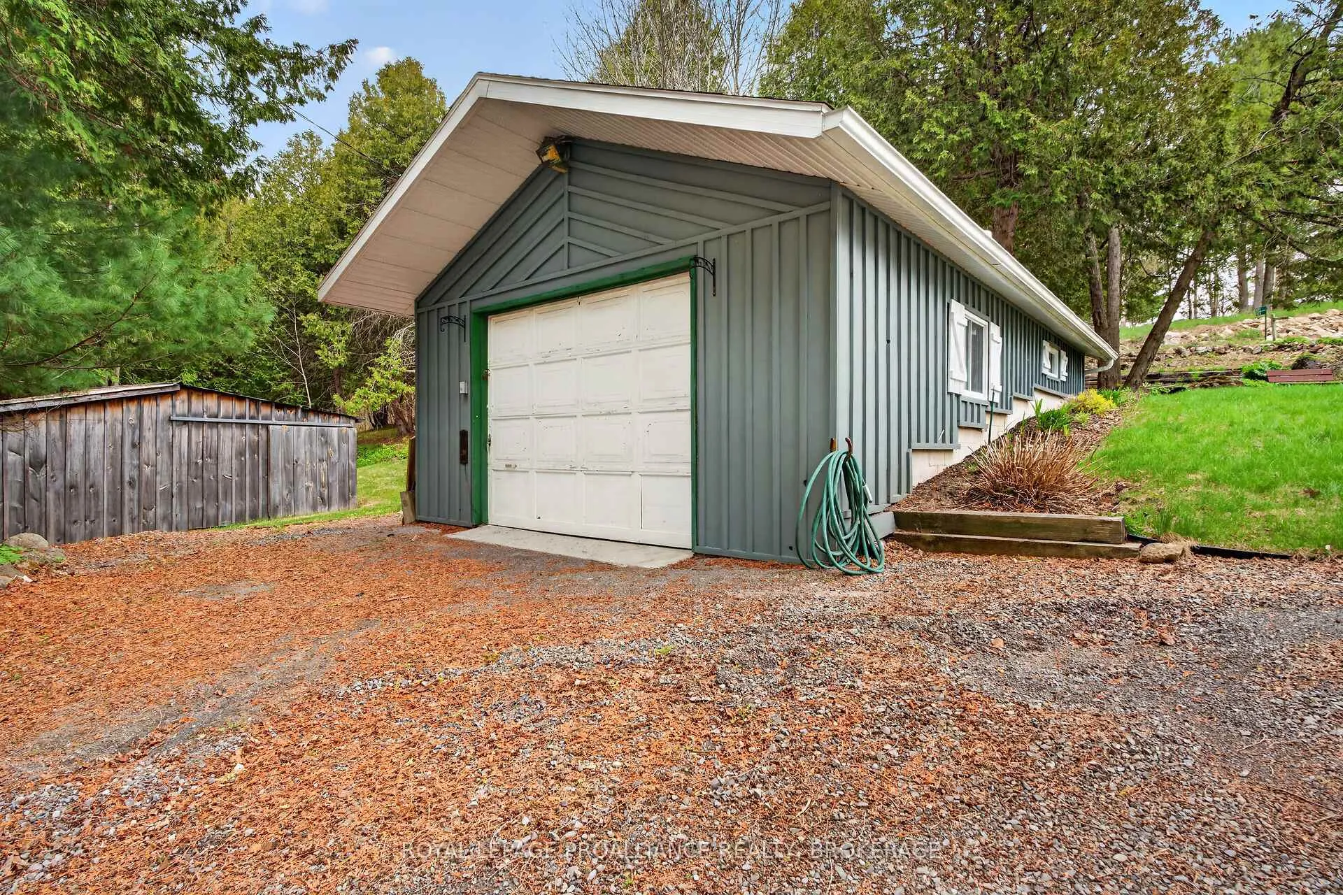 Photo 9 of 173 Space Lane, Frontenac, Frontenac South — HOMEH
