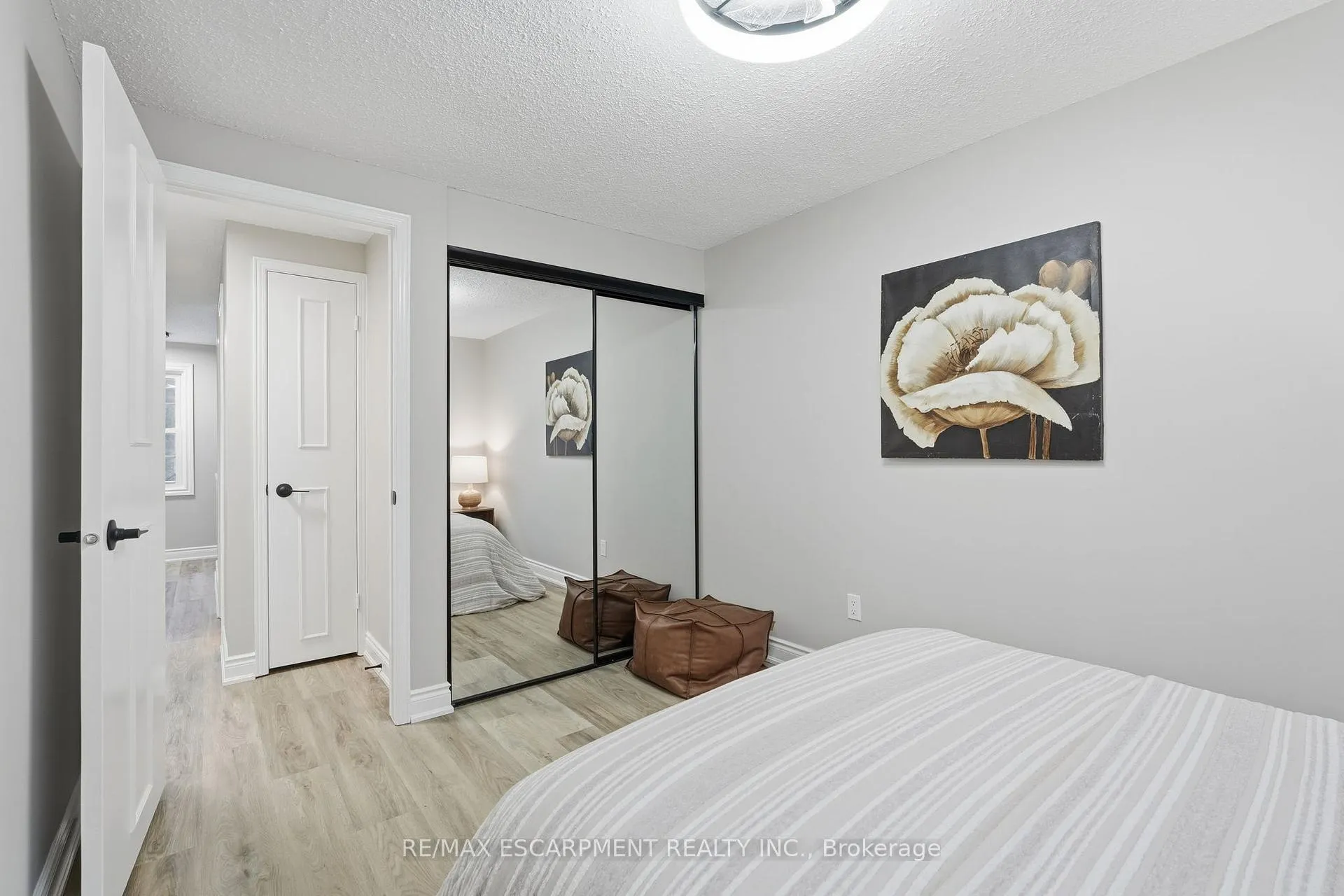 Photo 32 of 55 Ventura Drive, Hamilton, Stoney Creek Mountain — HOMEH