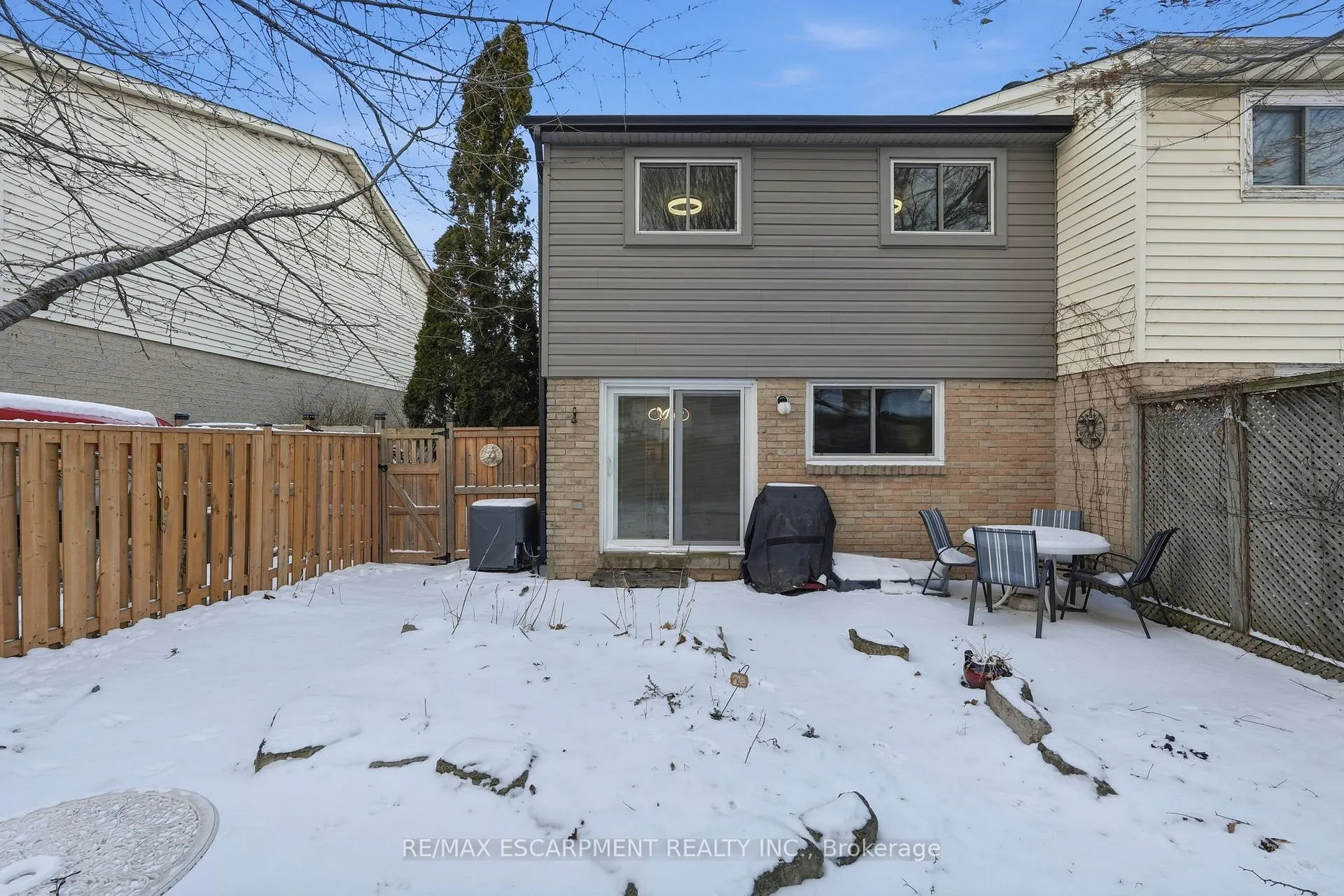 Photo 46 of 55 Ventura Drive, Hamilton, Stoney Creek Mountain — HOMEH