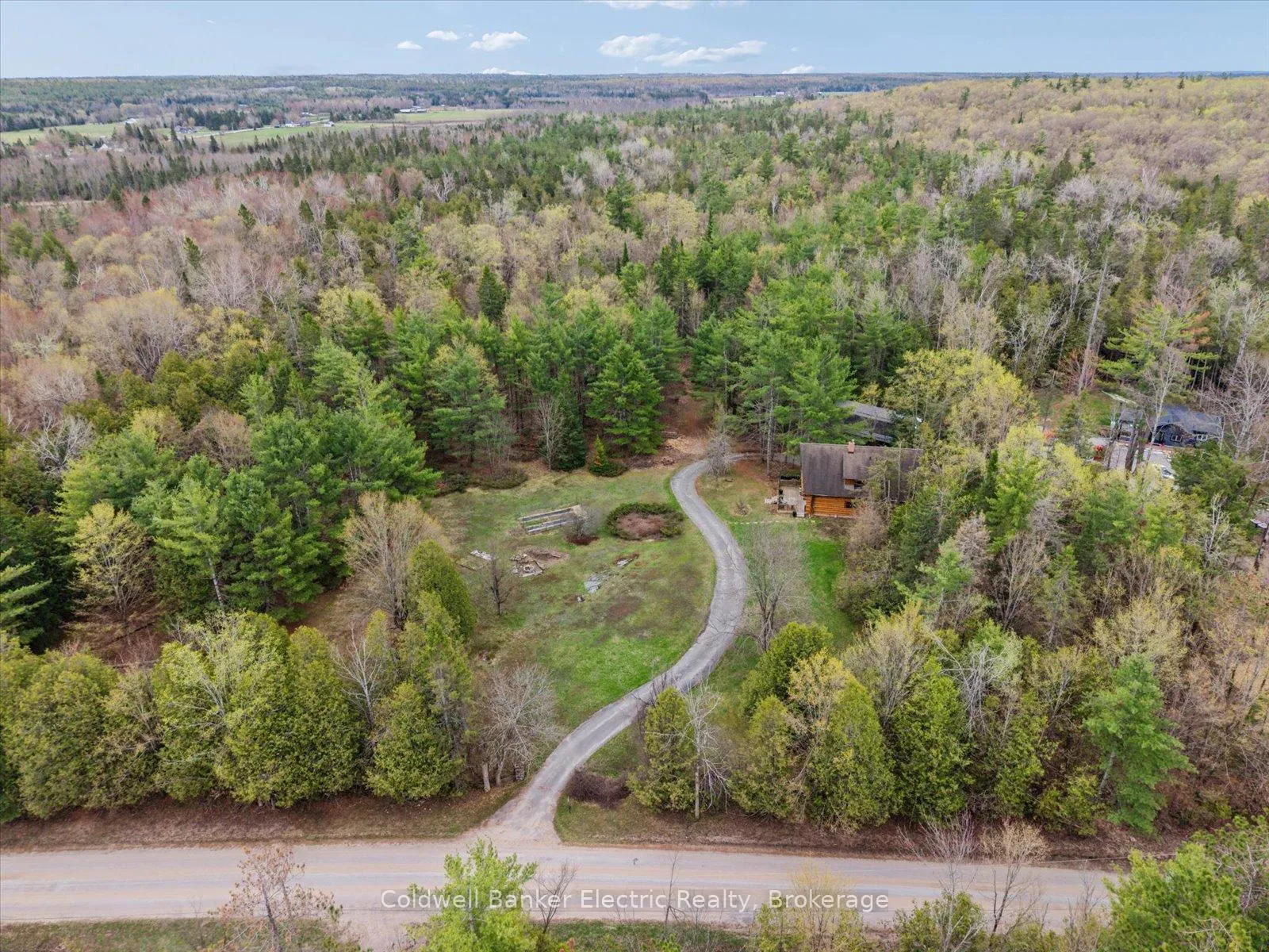 Photo 48 of 197 Hillside Drive, Kawartha Lakes, Somerville — HOMEH