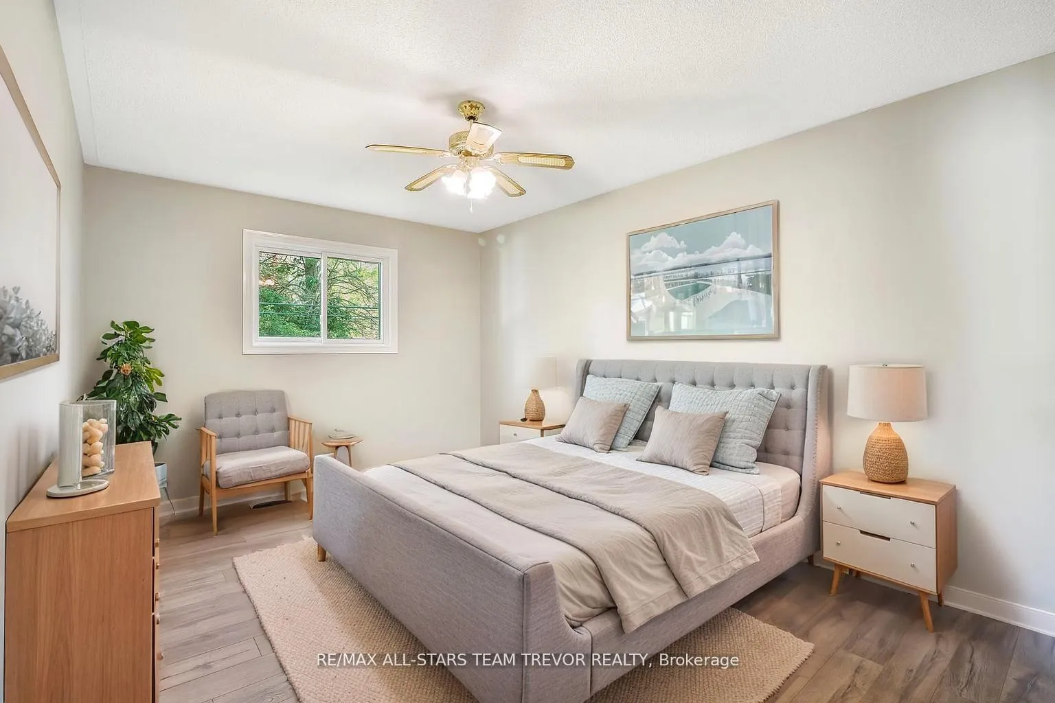 Photo 8 of 161 Silas Boulevard, Georgina, Keswick North — HOMEH