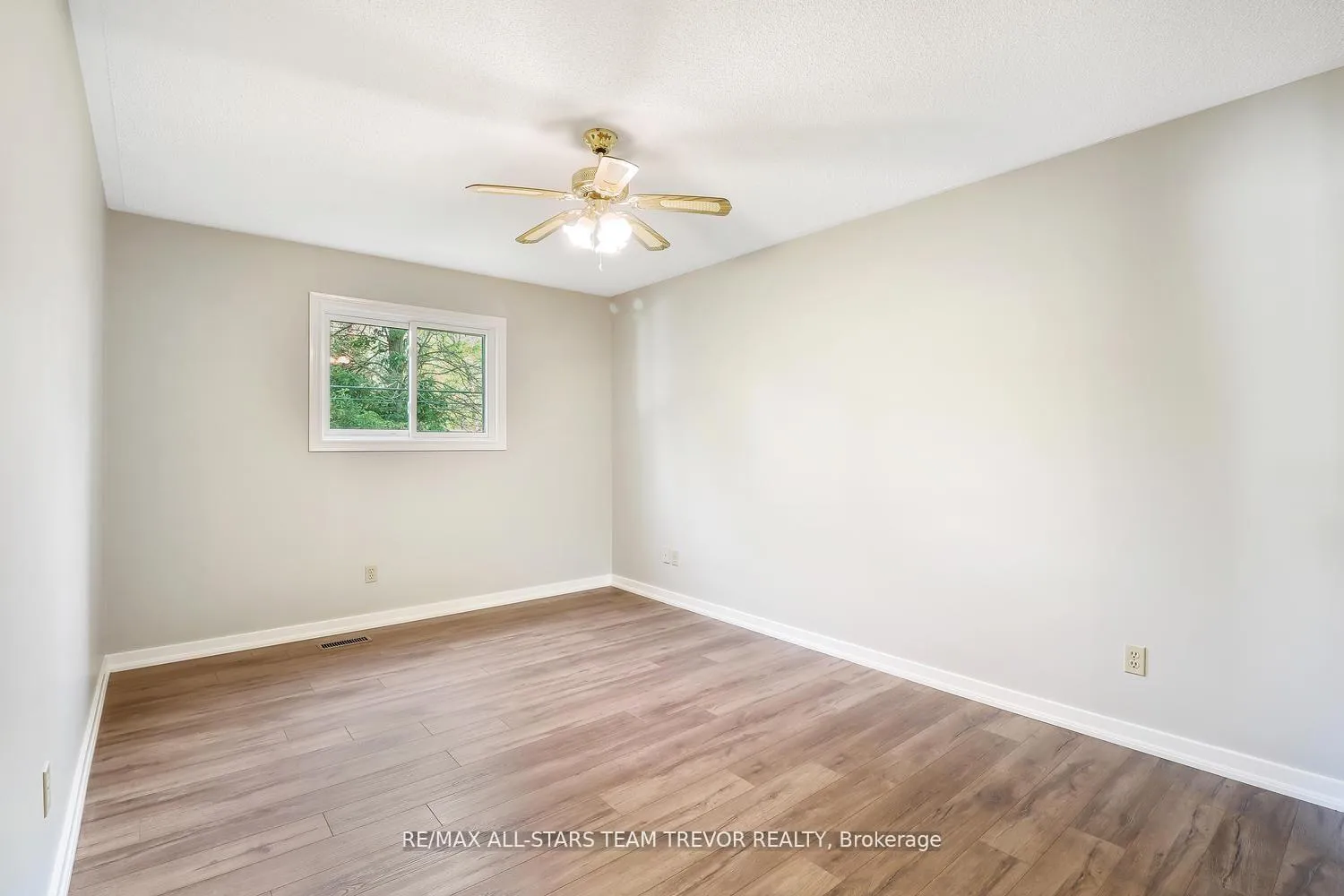 Photo 9 of 161 Silas Boulevard, Georgina, Keswick North — HOMEH