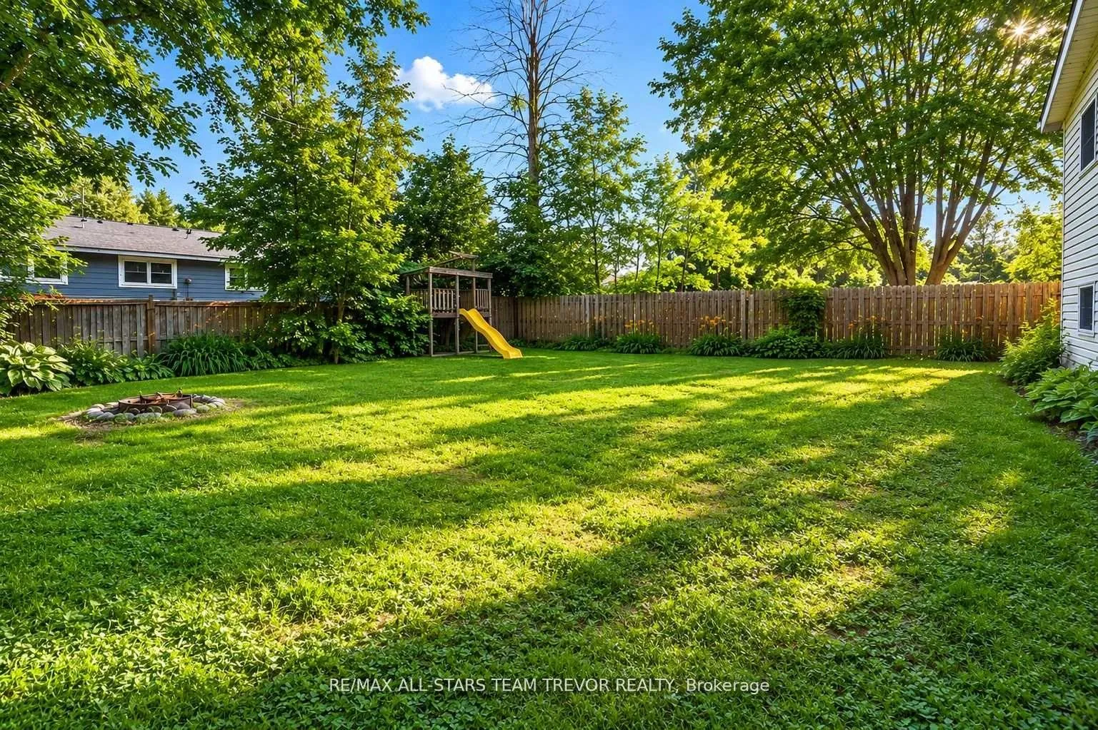 Photo 27 of 161 Silas Boulevard, Georgina, Keswick North — HOMEH