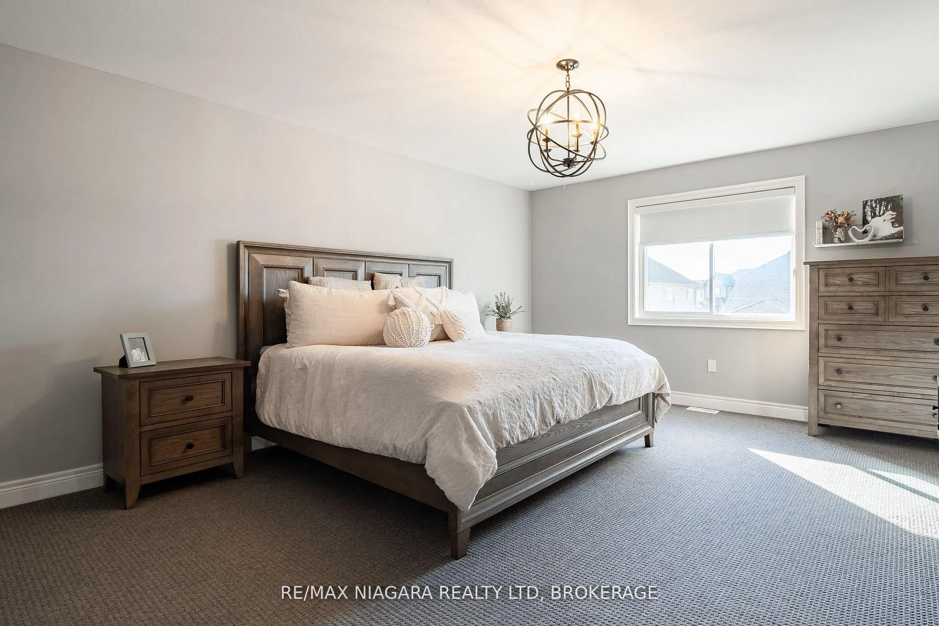 Photo 20 of 6 Myrtle Street, Pelham, Fonthill — HOMEH