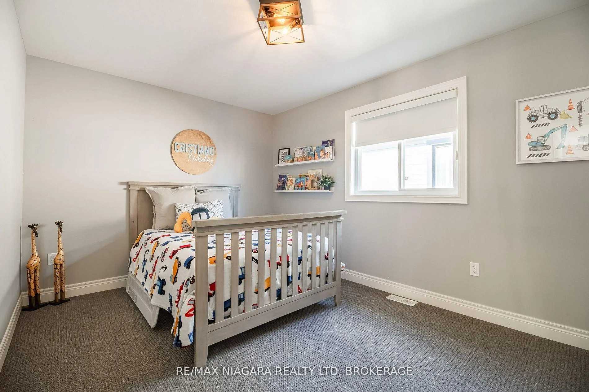 Photo 22 of 6 Myrtle Street, Pelham, Fonthill — HOMEH