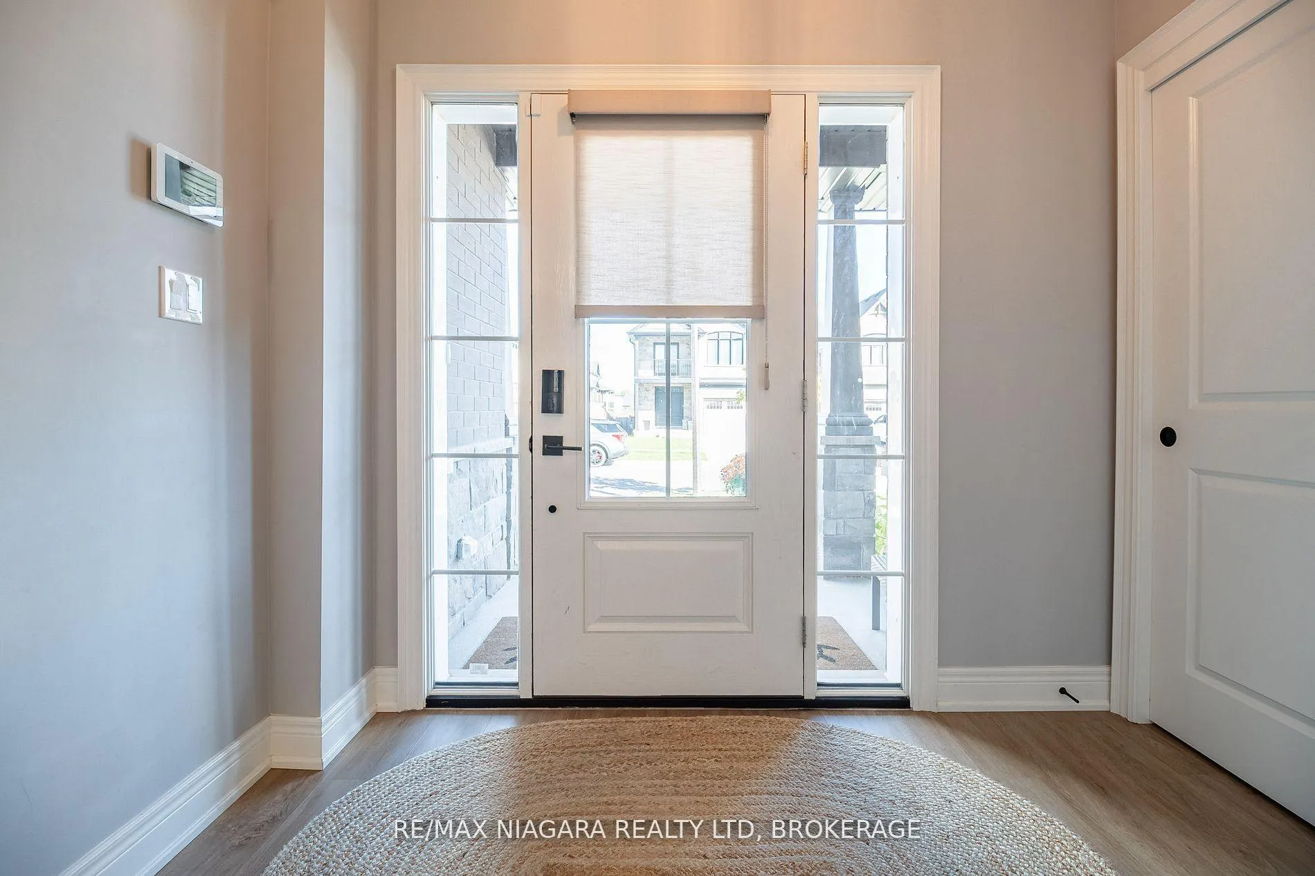 Photo 44 of 6 Myrtle Street, Pelham, Fonthill — HOMEH