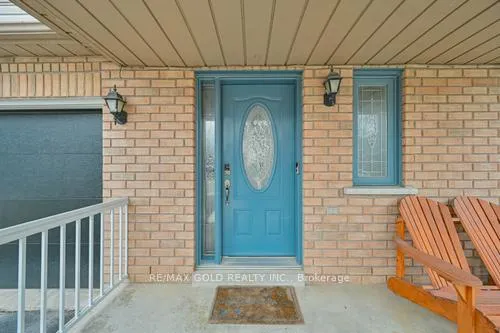 Photo 3 of 116 Heartleaf Crescent, Brampton, Fletcher's Meadow — HOMEH