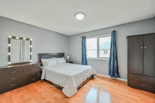 Photo 18 of 116 Heartleaf Crescent, Brampton, Fletcher's Meadow — HOMEH