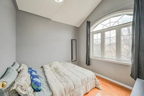 Photo 25 of 116 Heartleaf Crescent, Brampton, Fletcher's Meadow — HOMEH