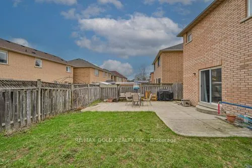 Photo 36 of 116 Heartleaf Crescent, Brampton, Fletcher's Meadow — HOMEH