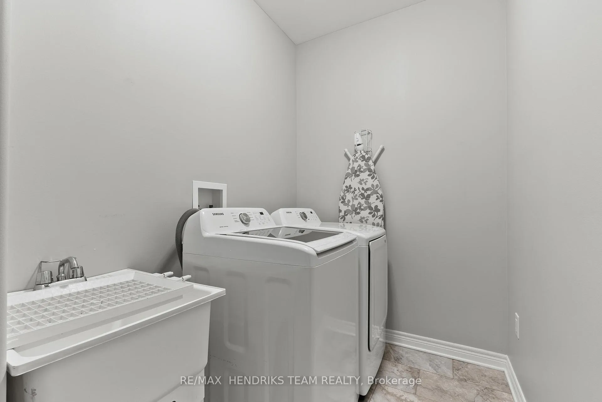Photo 7 of Unit 35, 9440 Eagle Ridge Drive, Niagara Falls, Forestview — HOMEH