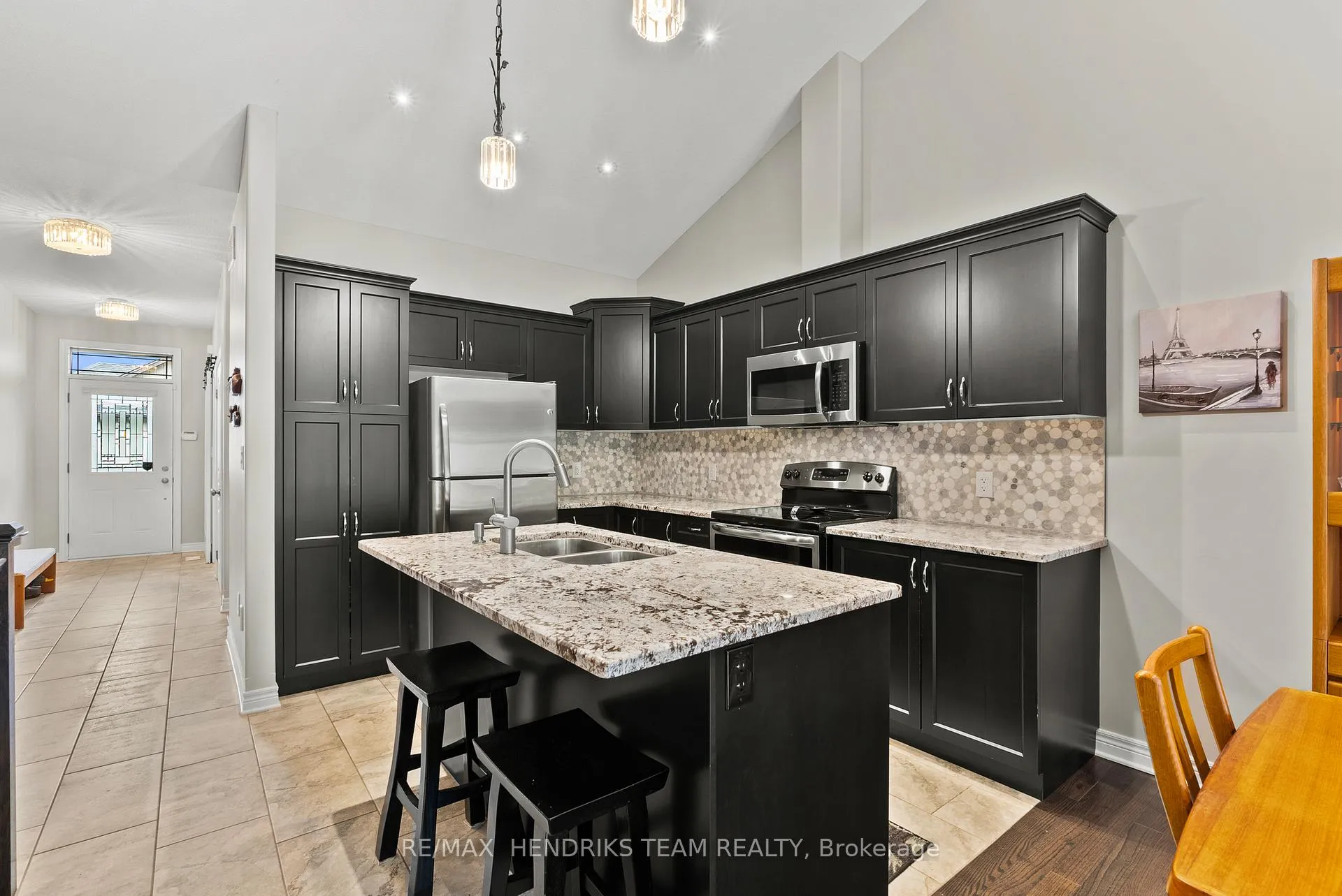 Photo 8 of Unit 35, 9440 Eagle Ridge Drive, Niagara Falls, Forestview — HOMEH