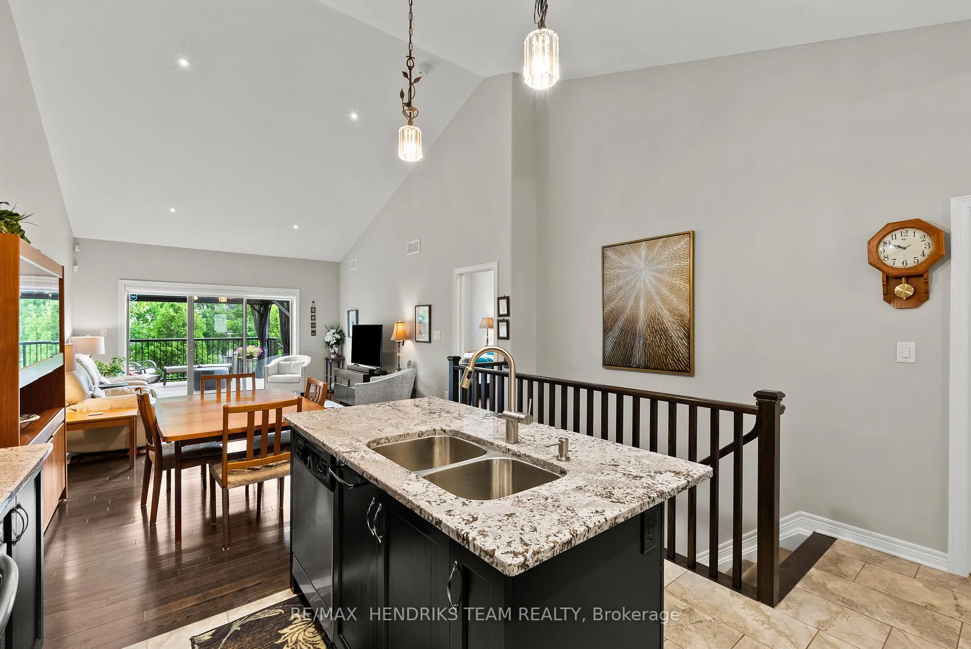 Photo 10 of Unit 35, 9440 Eagle Ridge Drive, Niagara Falls, Forestview — HOMEH