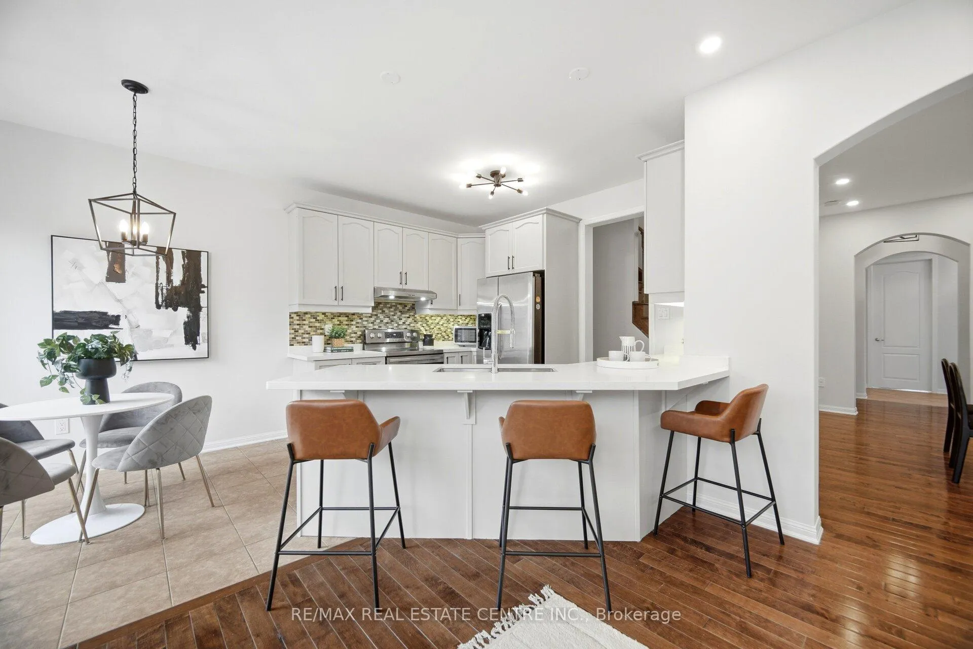 Photo 15 of 1135 Solomon Court, Milton, Willmott — HOMEH