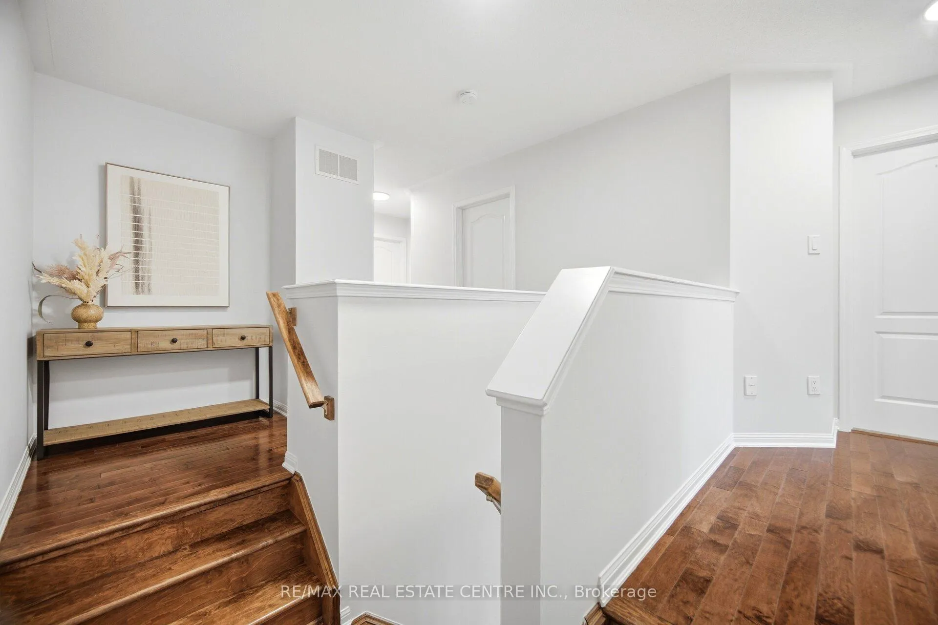 Photo 22 of 1135 Solomon Court, Milton, Willmott — HOMEH
