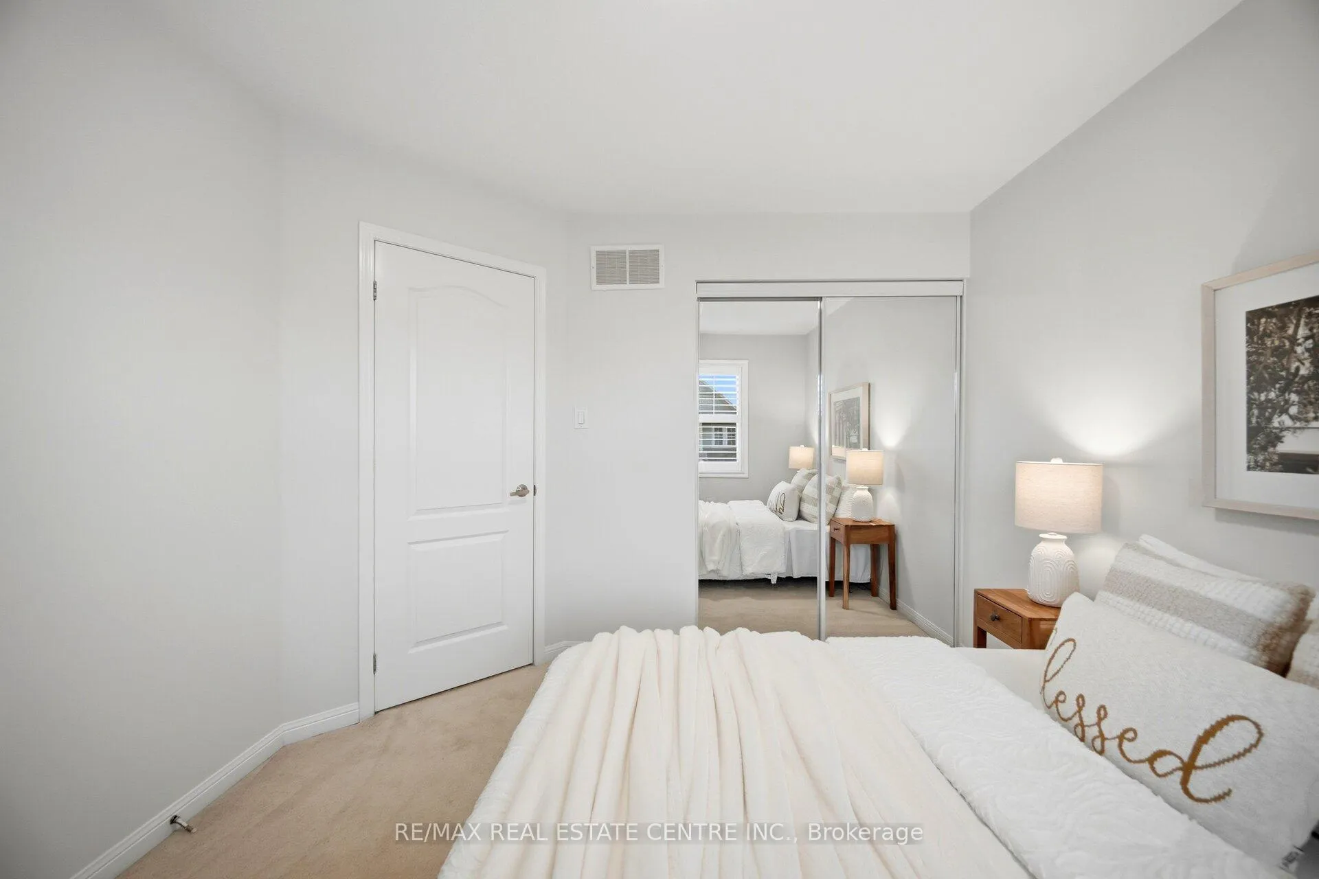 Photo 29 of 1135 Solomon Court, Milton, Willmott — HOMEH
