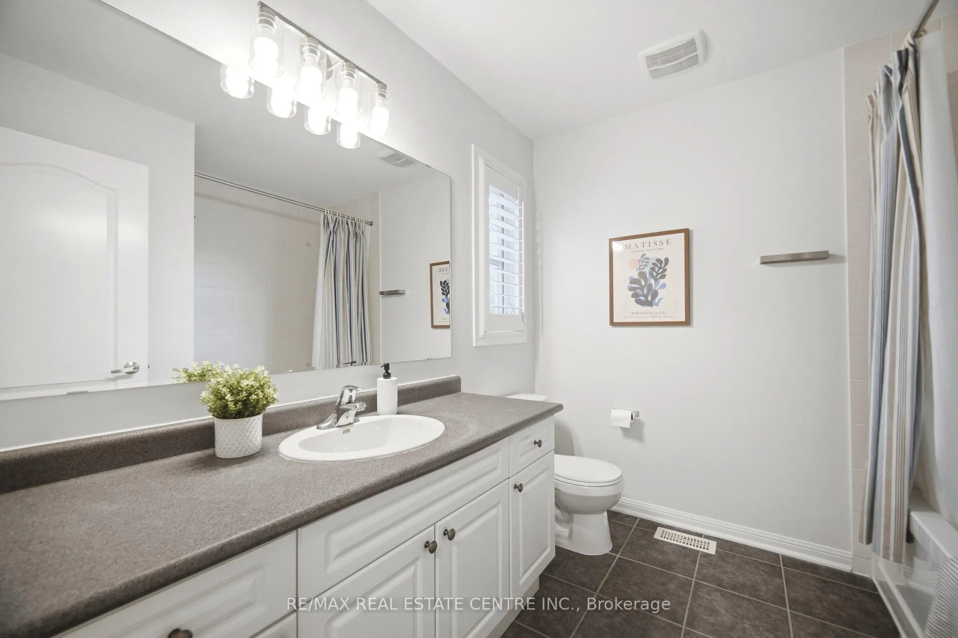 Photo 31 of 1135 Solomon Court, Milton, Willmott — HOMEH