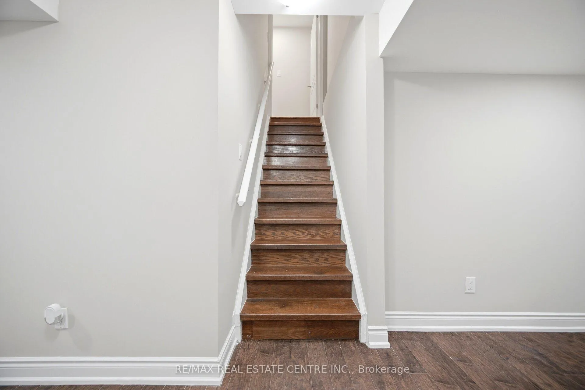 Photo 33 of 1135 Solomon Court, Milton, Willmott — HOMEH