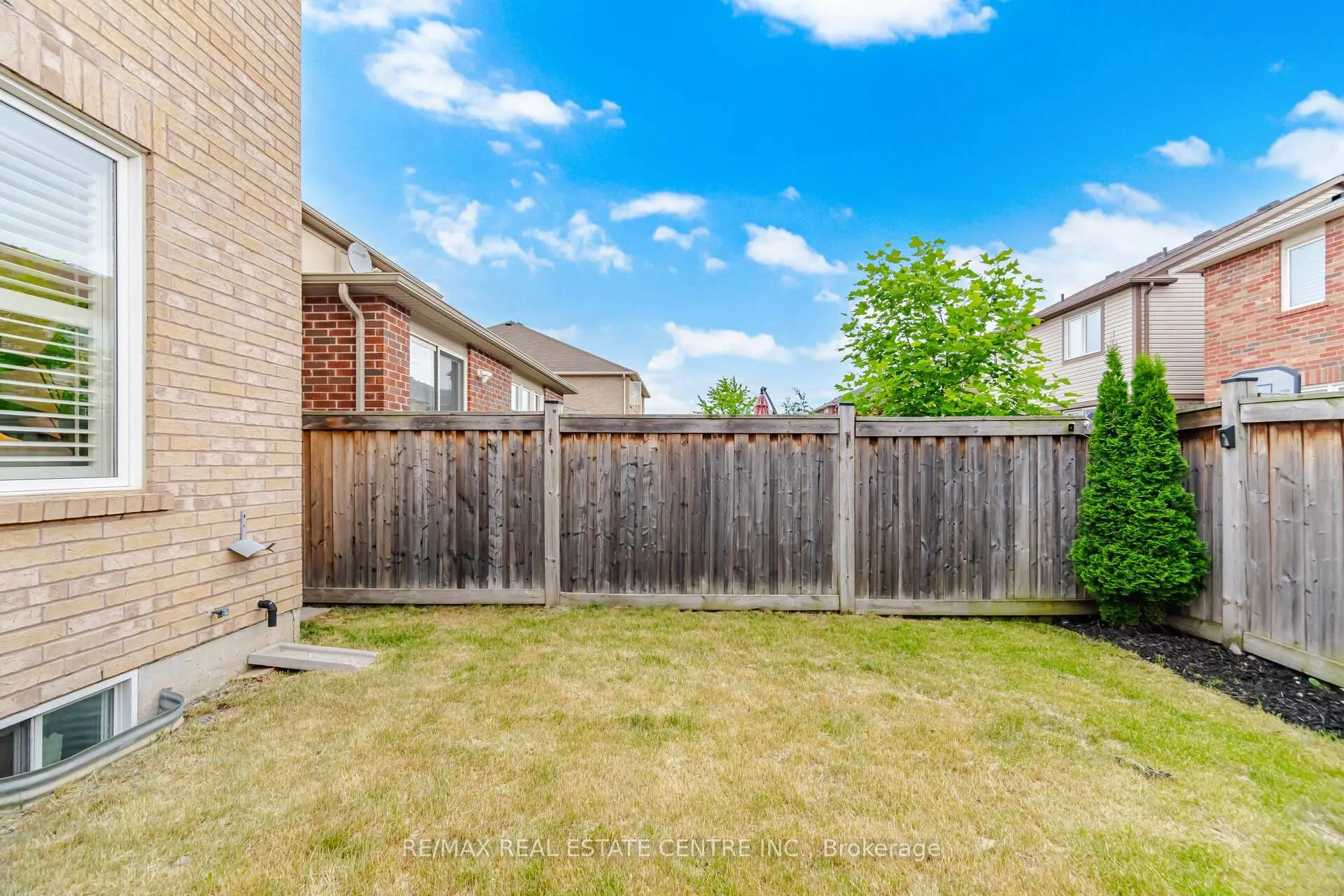 Photo 41 of 1135 Solomon Court, Milton, Willmott — HOMEH