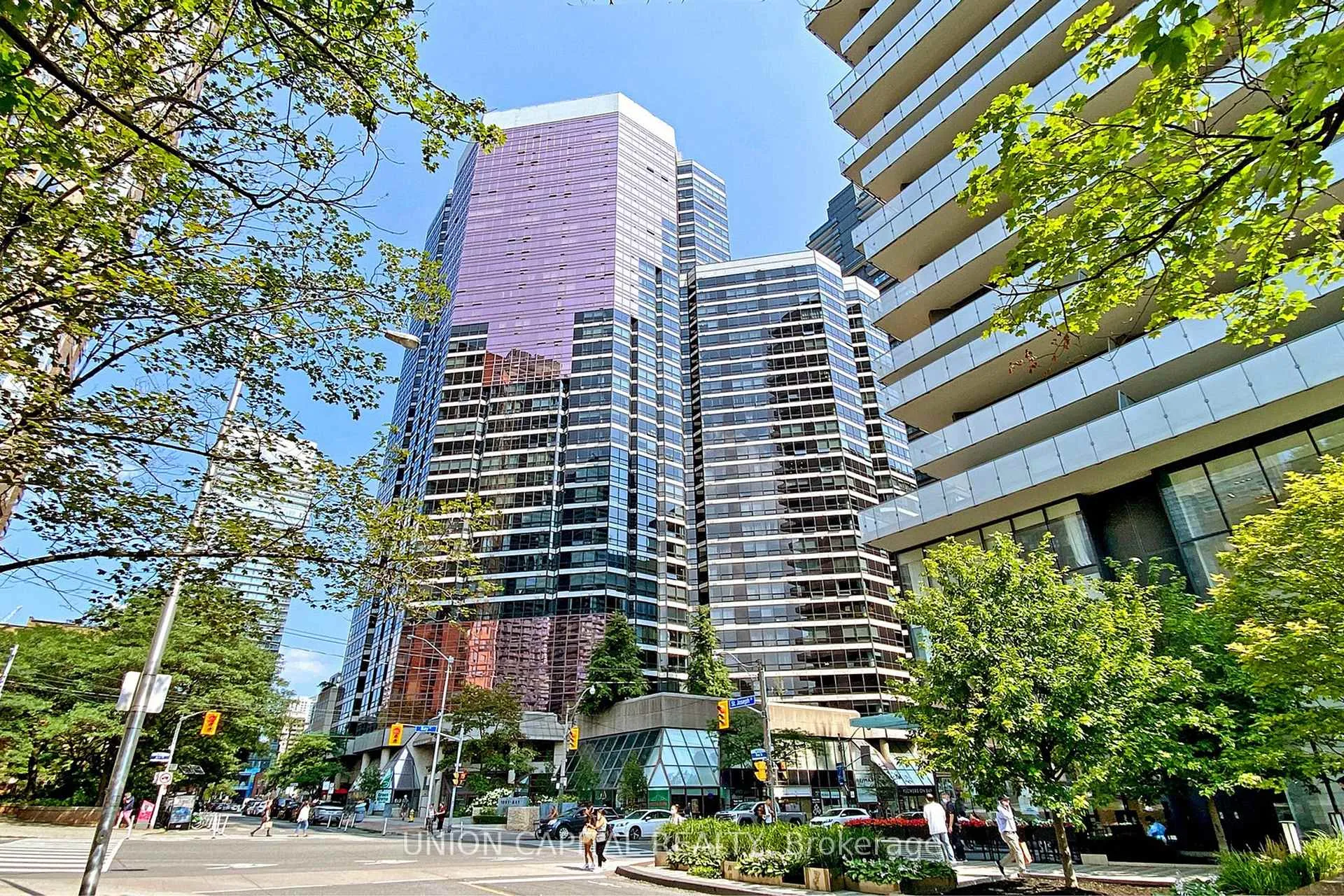 Front of Unit 1009, 1001 Bay Street