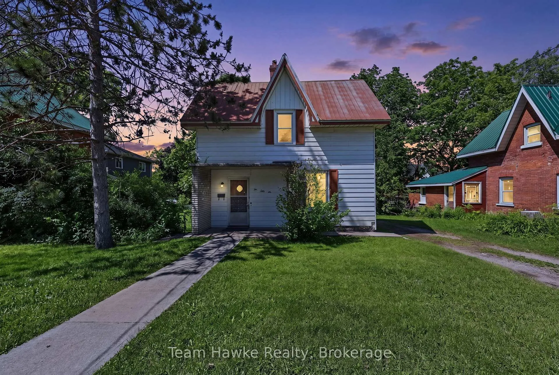 Photo 1 of 256 Manly Street, Midland — HOMEH