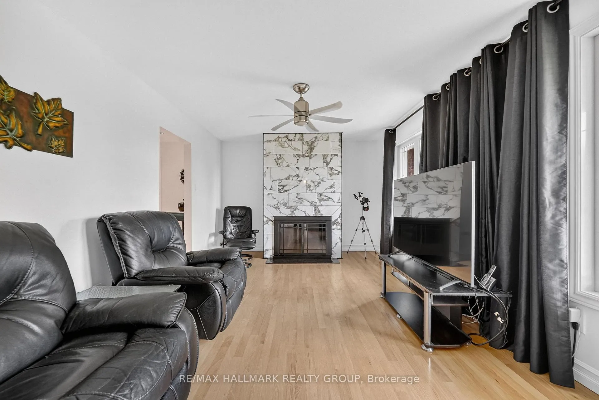 Photo 6 of 1064 Moffatt Drive, Ottawa, Cumberland Ridge — HOMEH