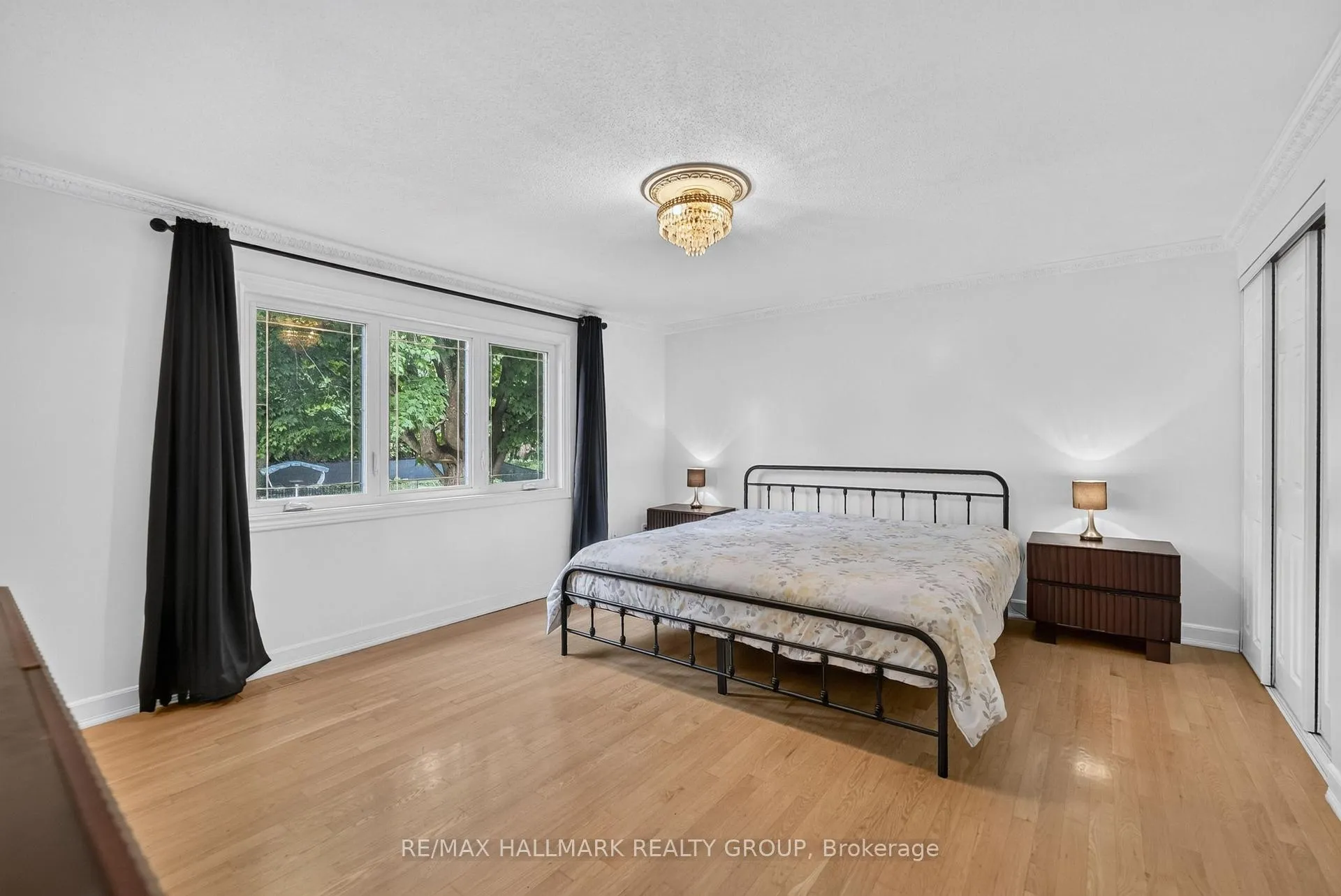 Photo 21 of 1064 Moffatt Drive, Ottawa, Cumberland Ridge — HOMEH