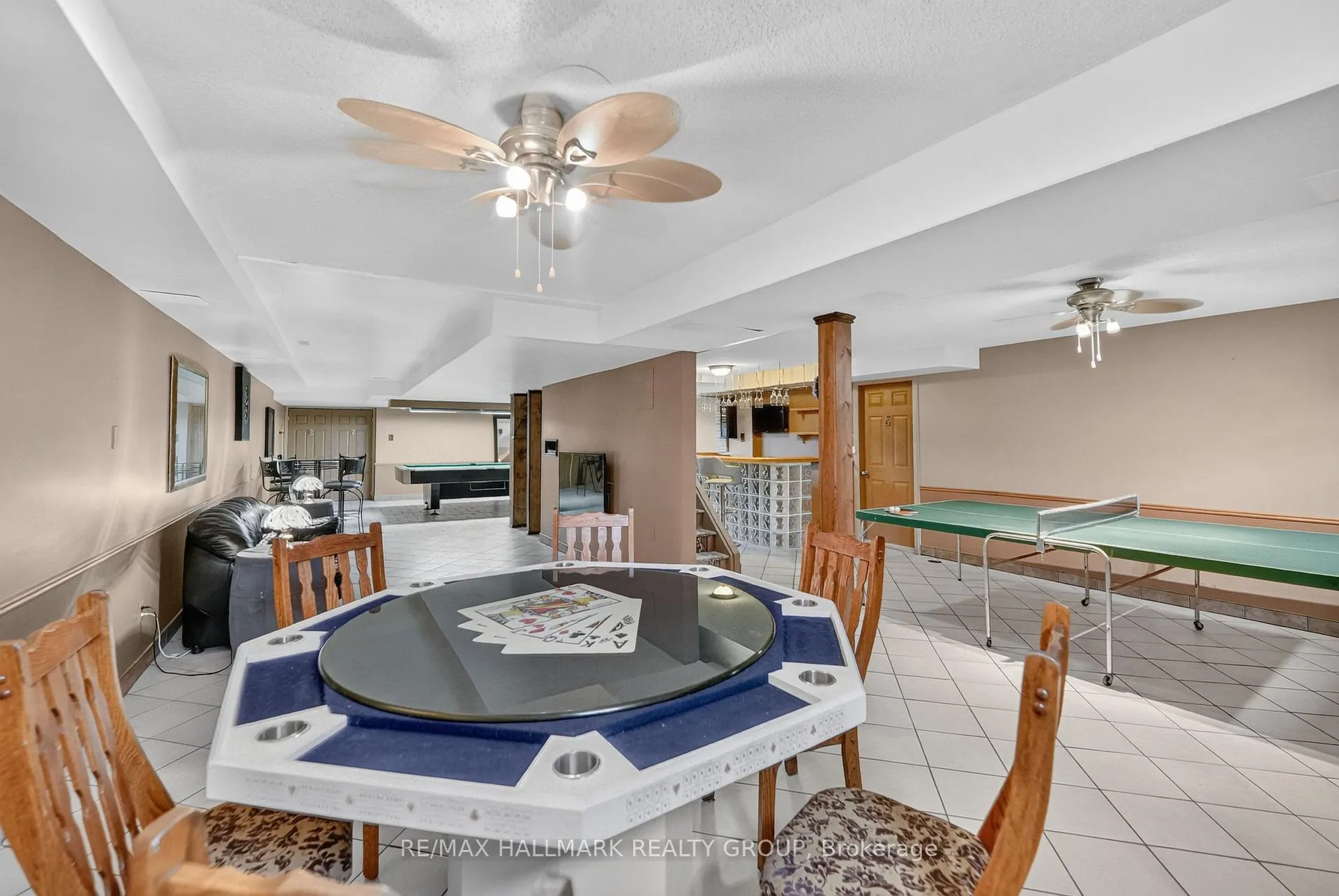 Photo 27 of 1064 Moffatt Drive, Ottawa, Cumberland Ridge — HOMEH