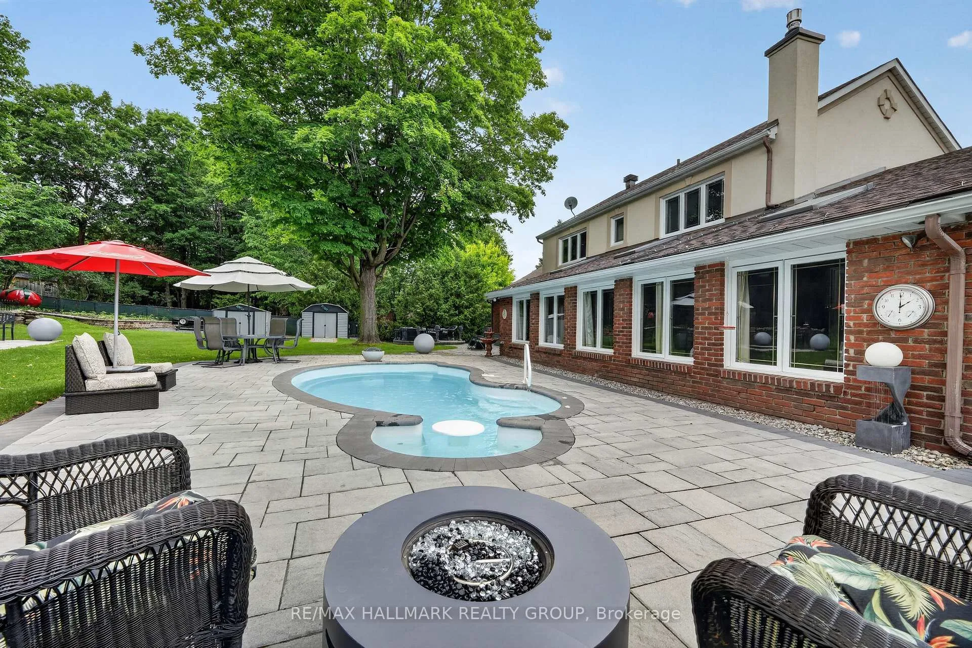 Photo 33 of 1064 Moffatt Drive, Ottawa, Cumberland Ridge — HOMEH