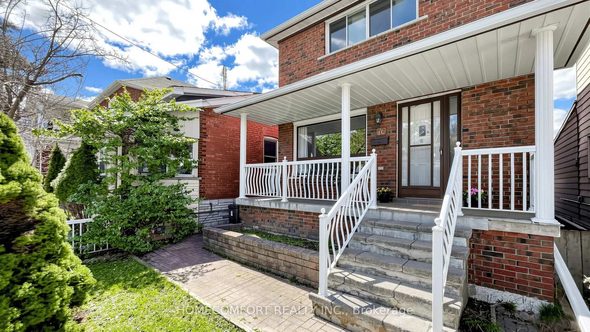 Photo 4 of 76 Barrington Avenue, Toronto, Woodbine-Lumsden — HOMEH