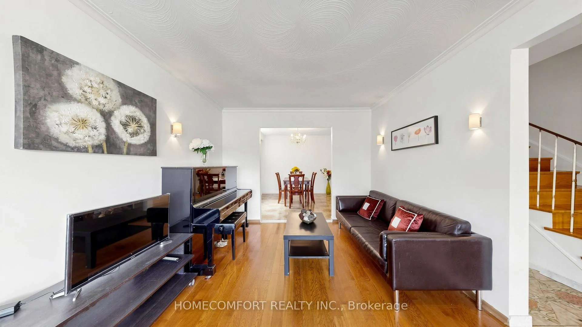 Photo 9 of 76 Barrington Avenue, Toronto, Woodbine-Lumsden — HOMEH