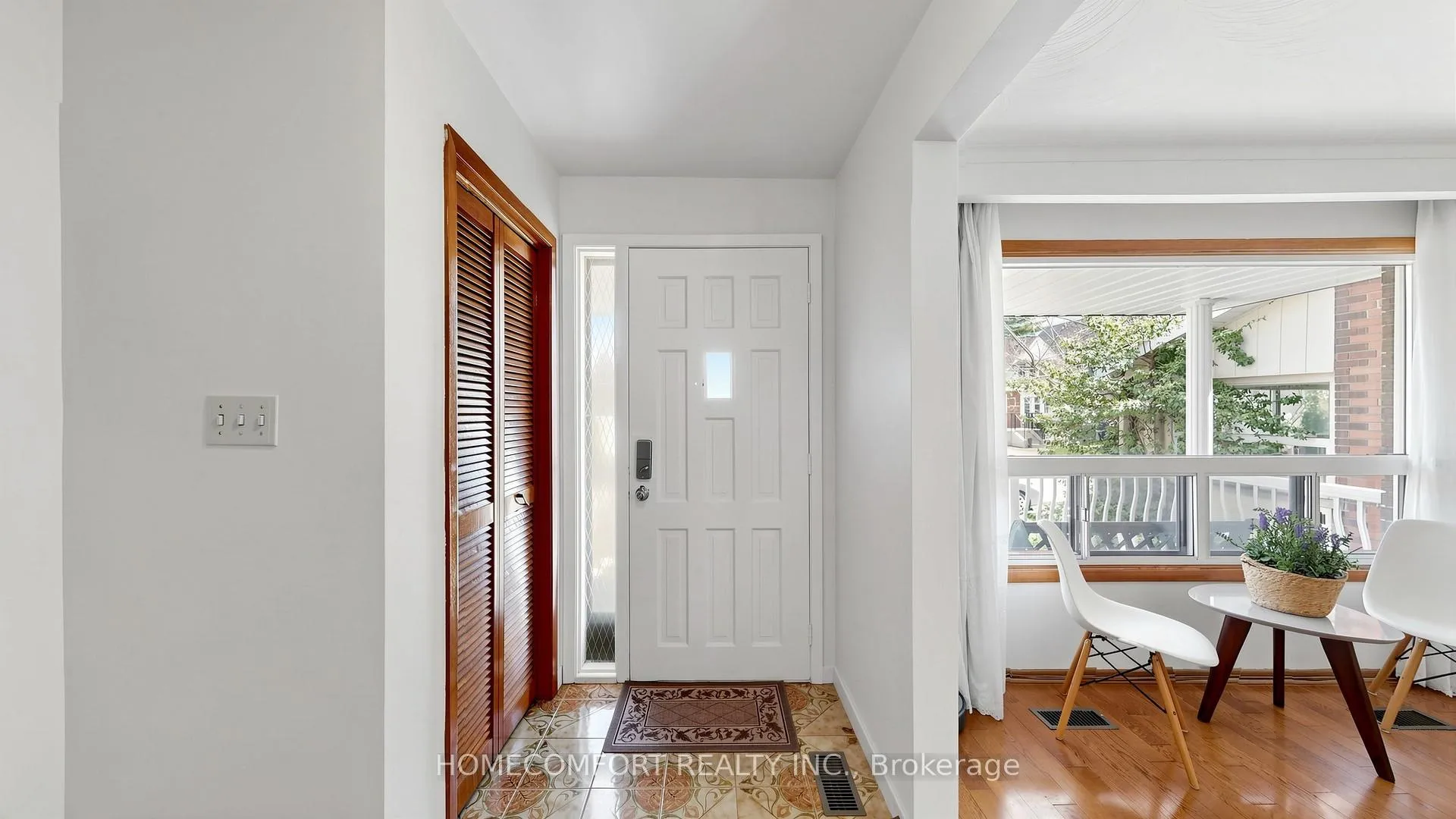 Photo 10 of 76 Barrington Avenue, Toronto, Woodbine-Lumsden — HOMEH
