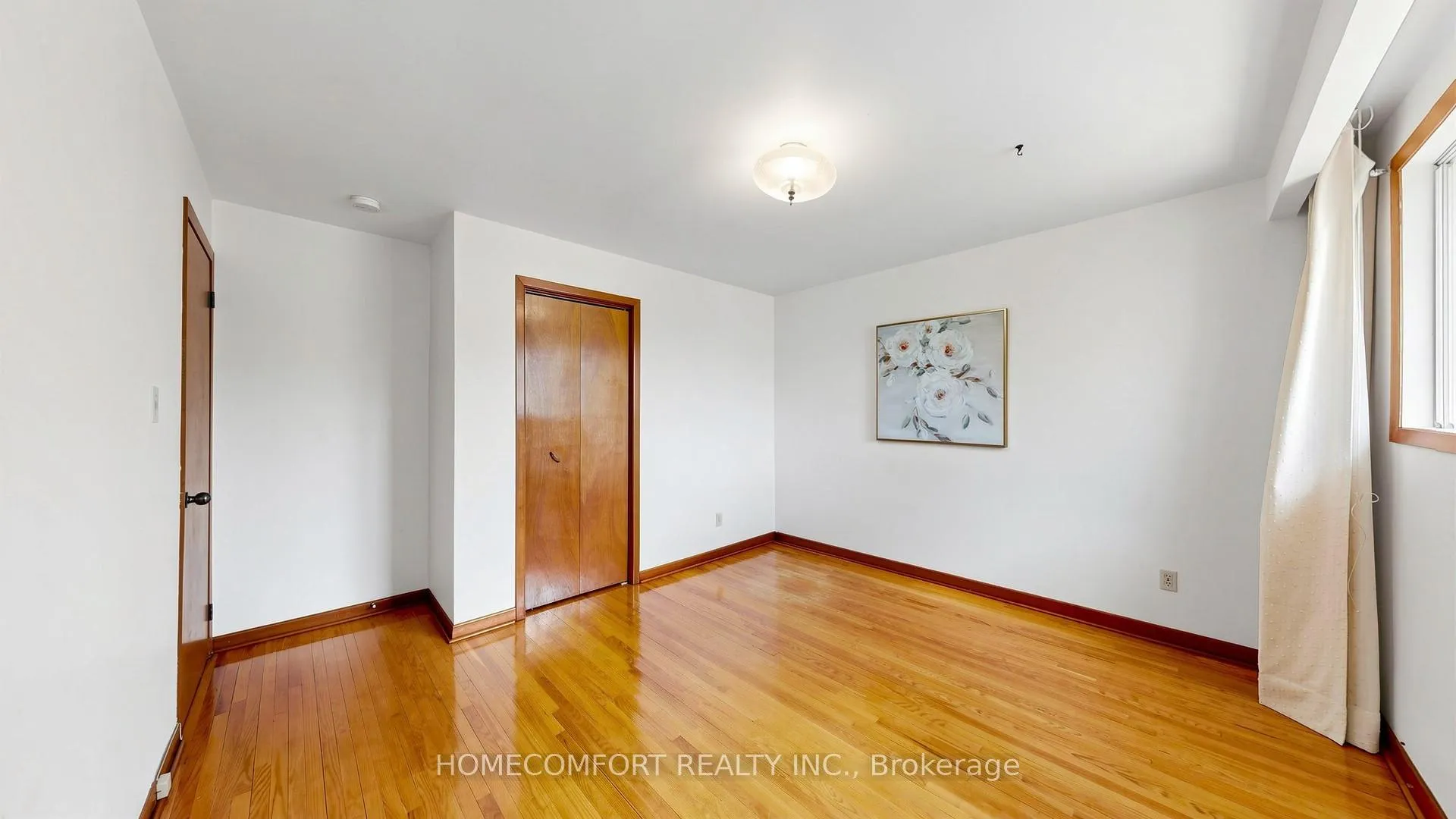 Photo 28 of 76 Barrington Avenue, Toronto, Woodbine-Lumsden — HOMEH