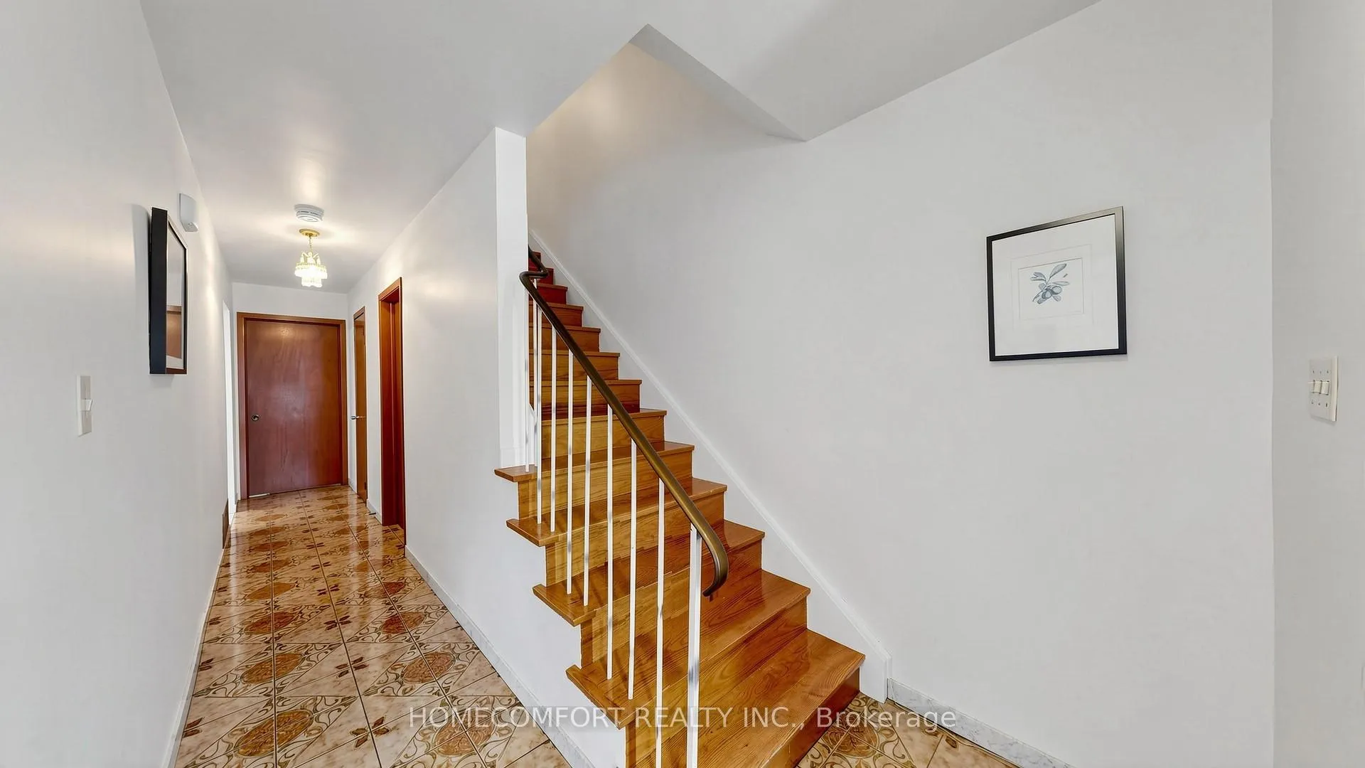 Photo 31 of 76 Barrington Avenue, Toronto, Woodbine-Lumsden — HOMEH