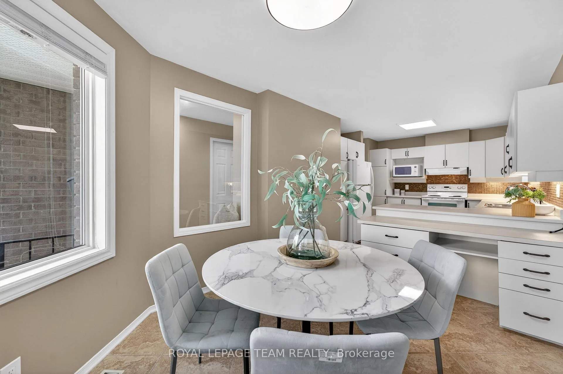 Photo 33 of Unit 31, 6 Grand Cedar Court, Ottawa, Stittsville (Central) — HOMEH