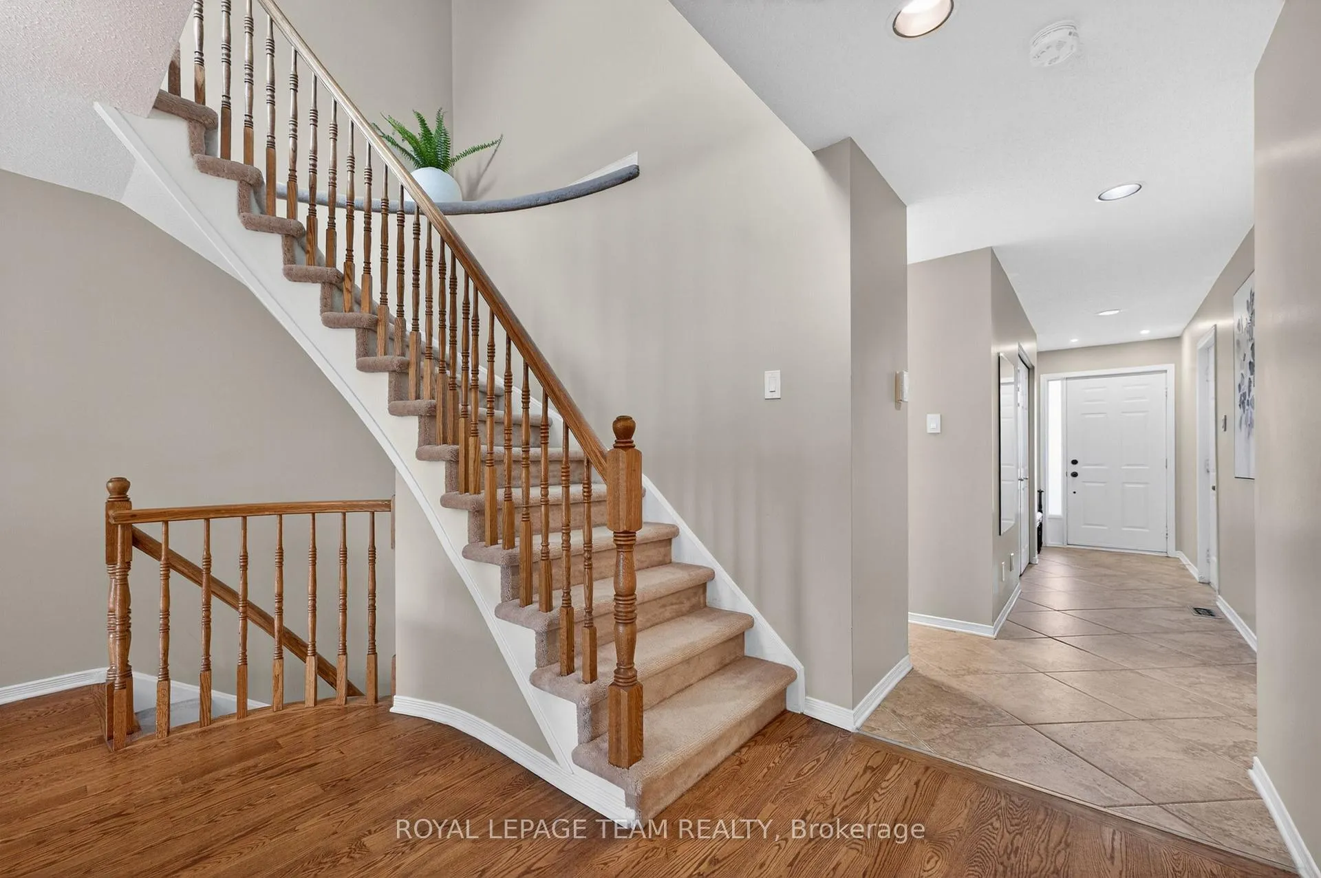 Photo 34 of Unit 31, 6 Grand Cedar Court, Ottawa, Stittsville (Central) — HOMEH