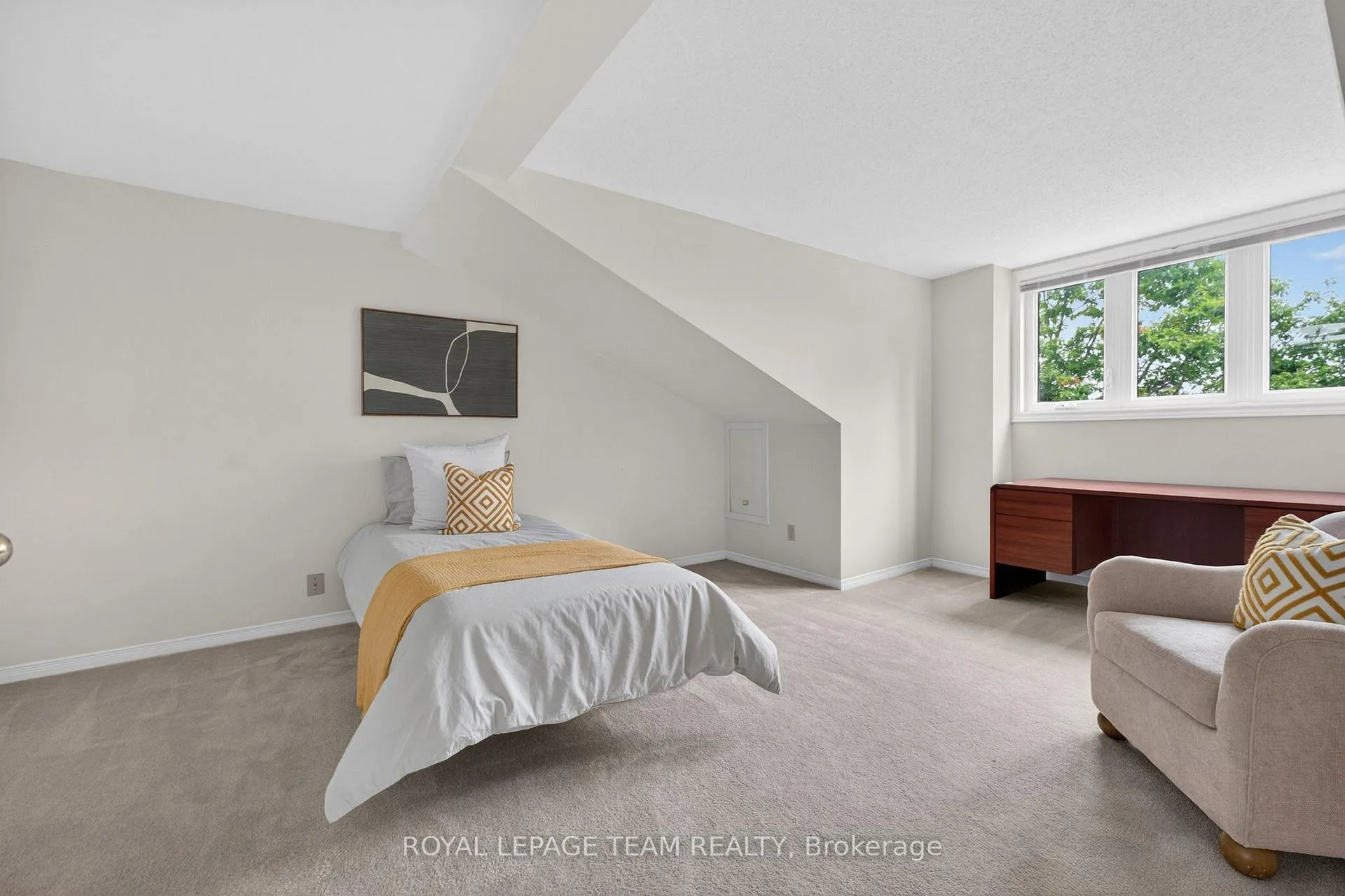 Photo 39 of Unit 31, 6 Grand Cedar Court, Ottawa, Stittsville (Central) — HOMEH