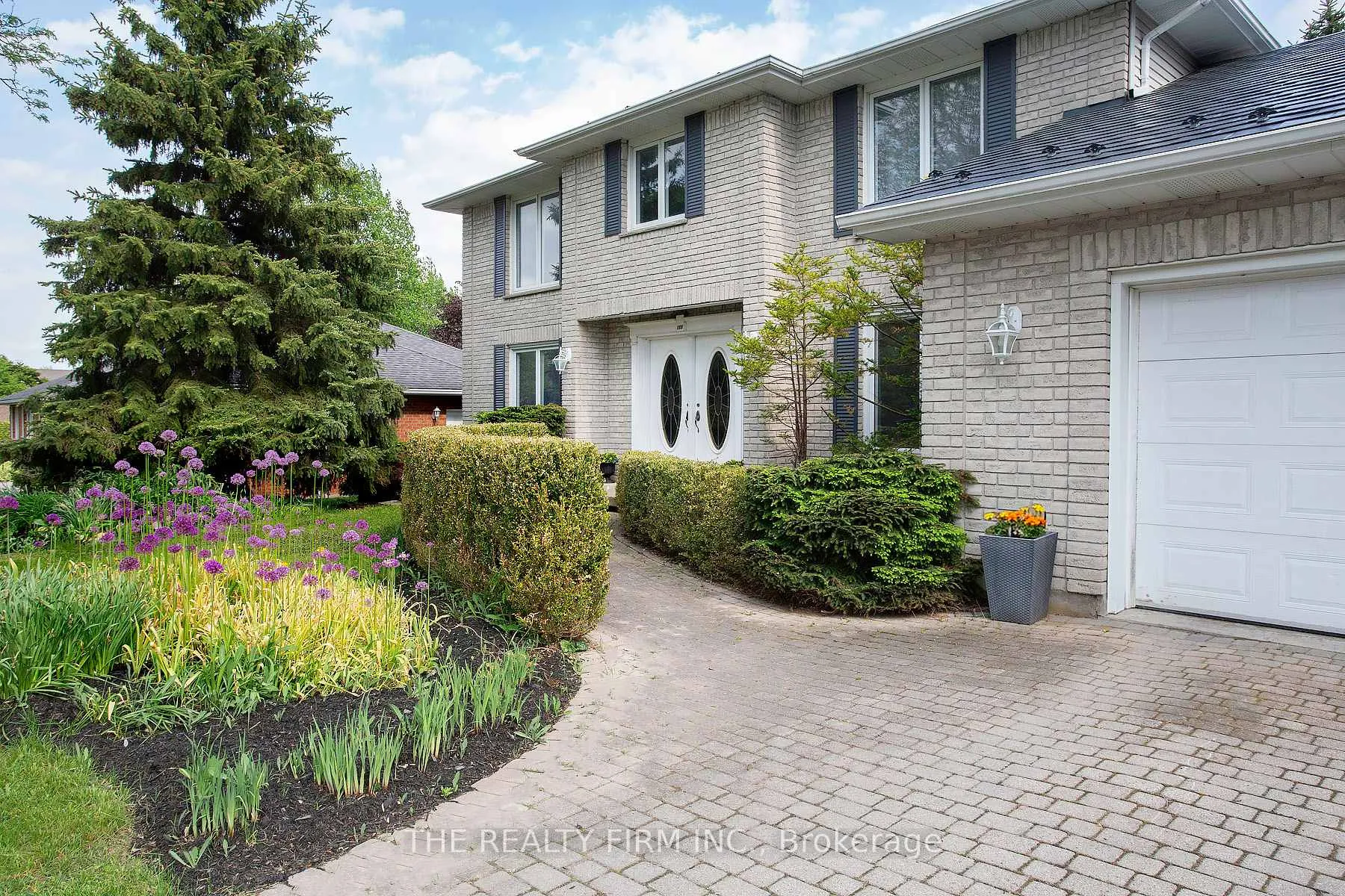 Photo 2 of 169 Whiteacres Drive, London, North F — HOMEH