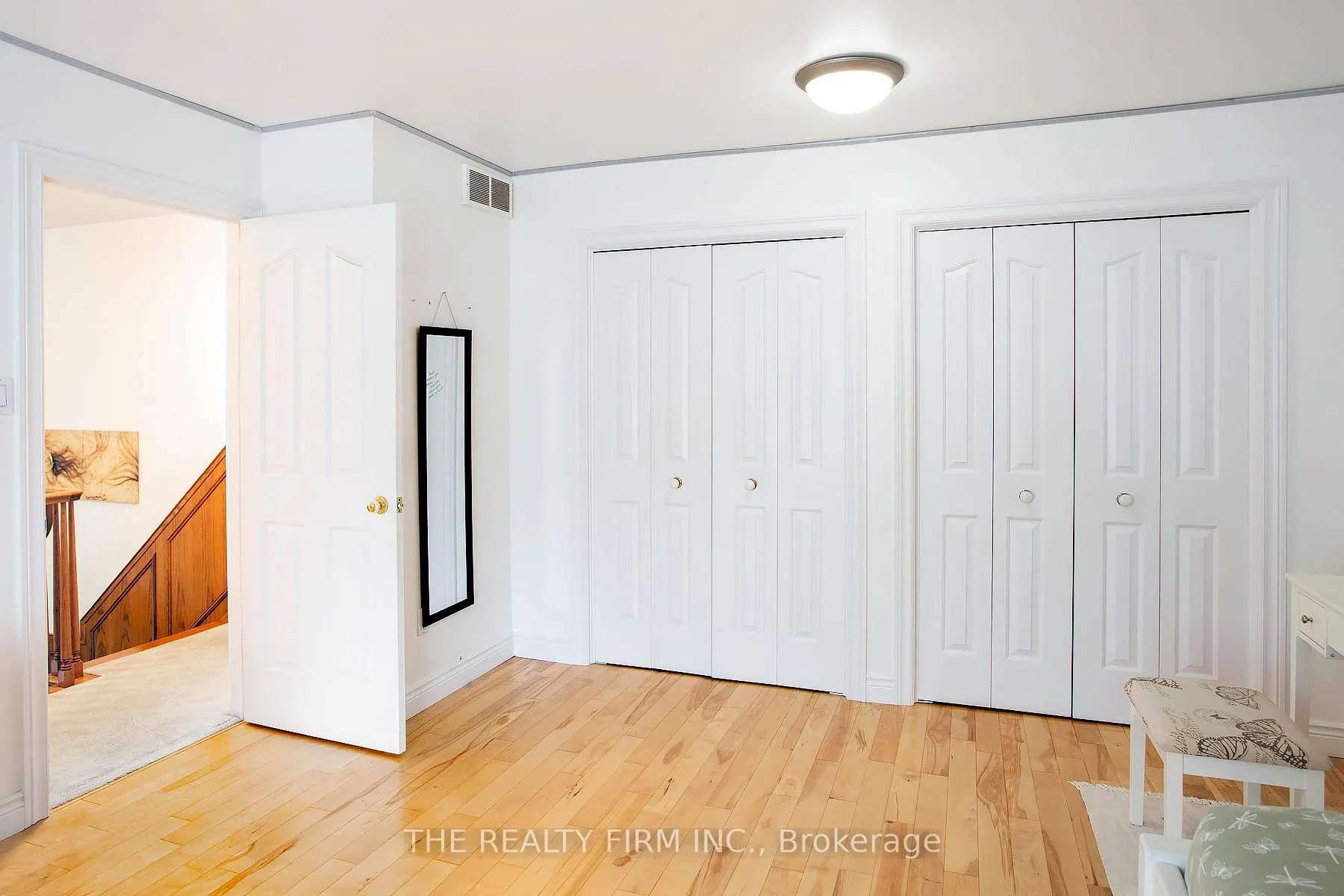 Photo 25 of 169 Whiteacres Drive, London, North F — HOMEH