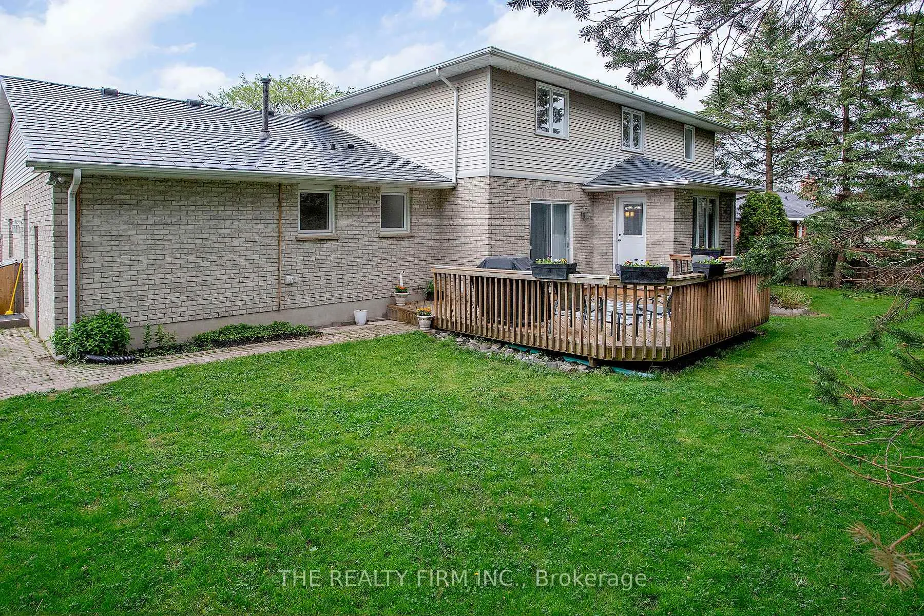 Photo 38 of 169 Whiteacres Drive, London, North F — HOMEH