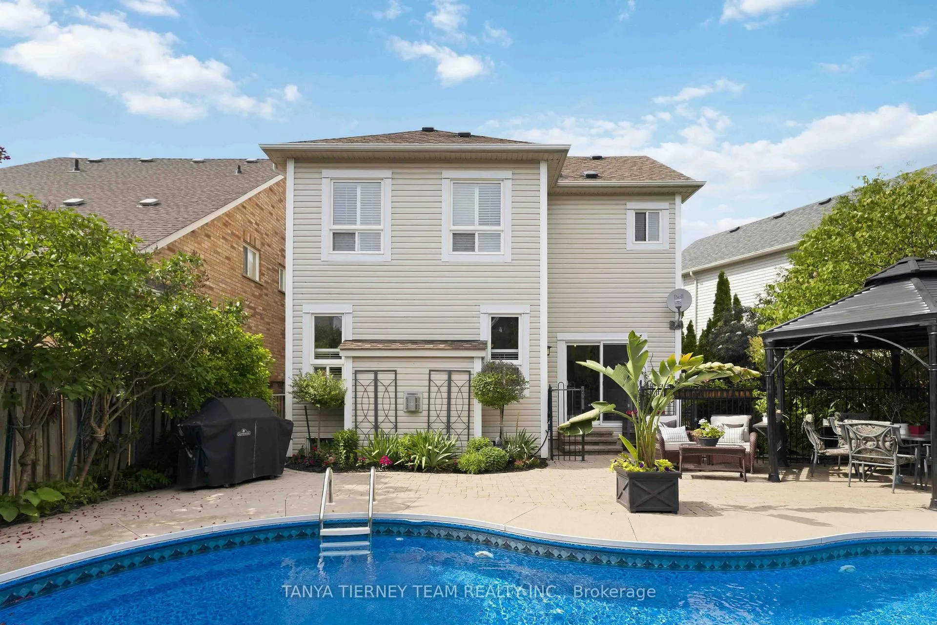 Photo 49 of 64 Tunney Place, Whitby, Brooklin — HOMEH