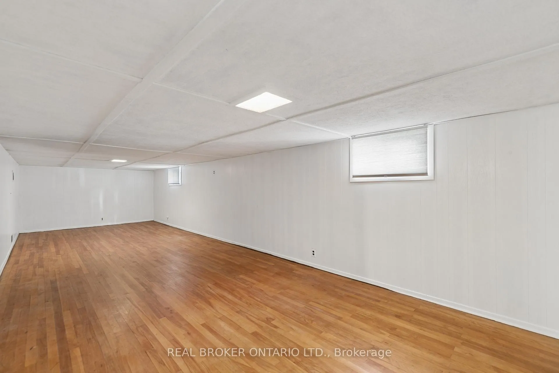 Photo 21 of 209 Bedford Road, Kitchener — HOMEH
