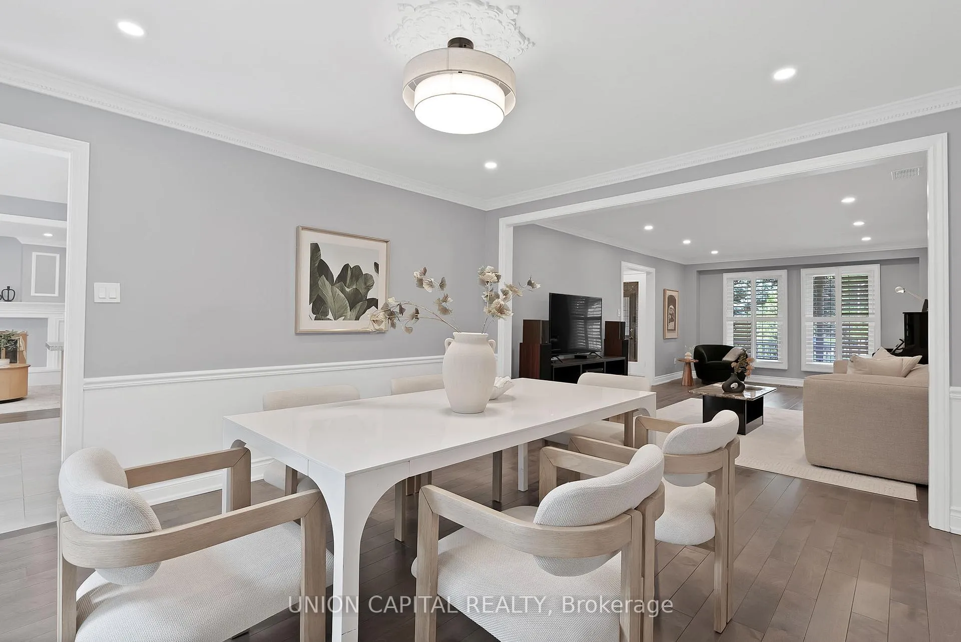 Photo 10 of 35 Mccarty Crescent, Markham, Markham Village — HOMEH