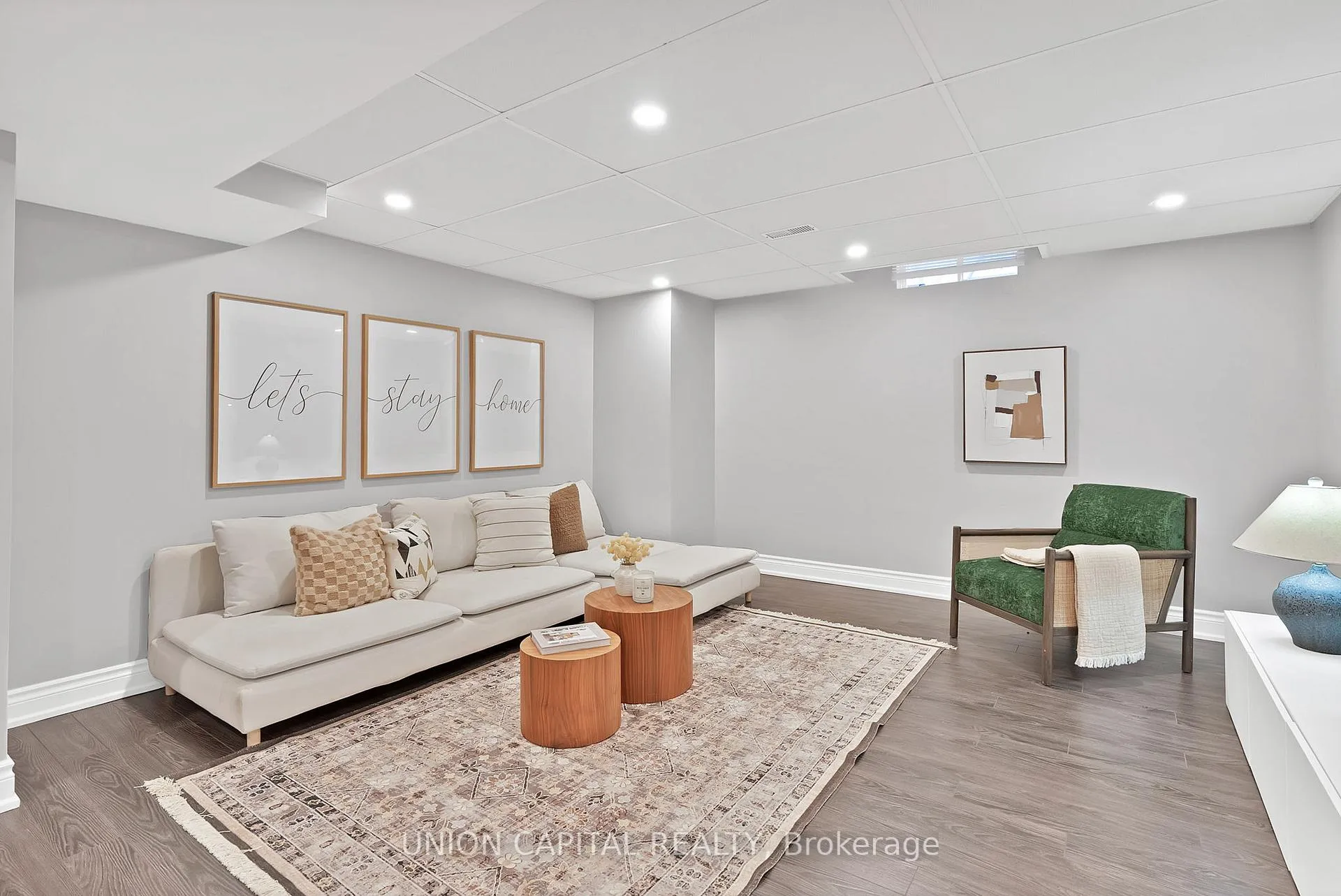 Photo 37 of 35 Mccarty Crescent, Markham, Markham Village — HOMEH