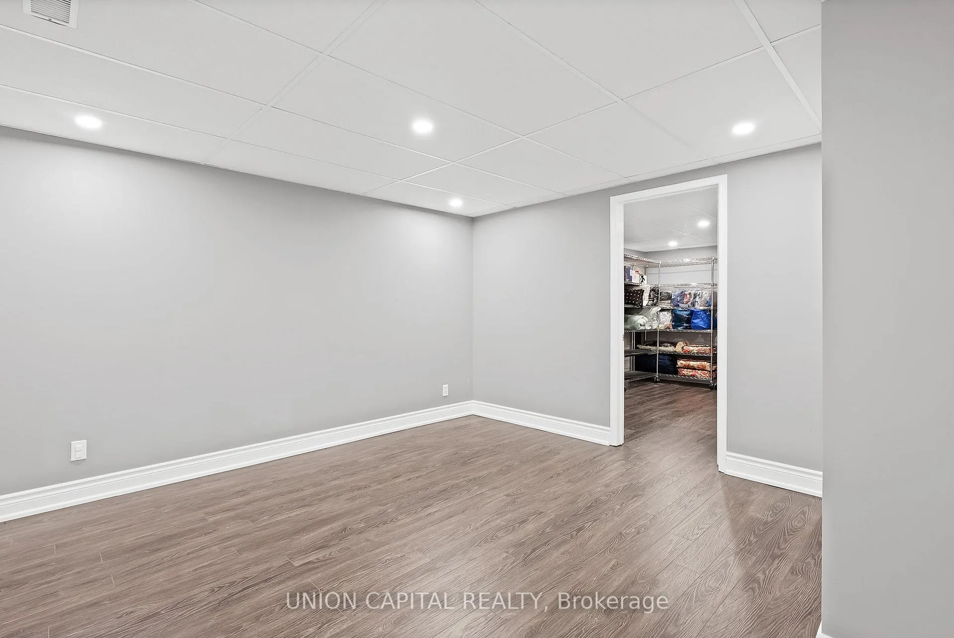 Photo 43 of 35 Mccarty Crescent, Markham, Markham Village — HOMEH