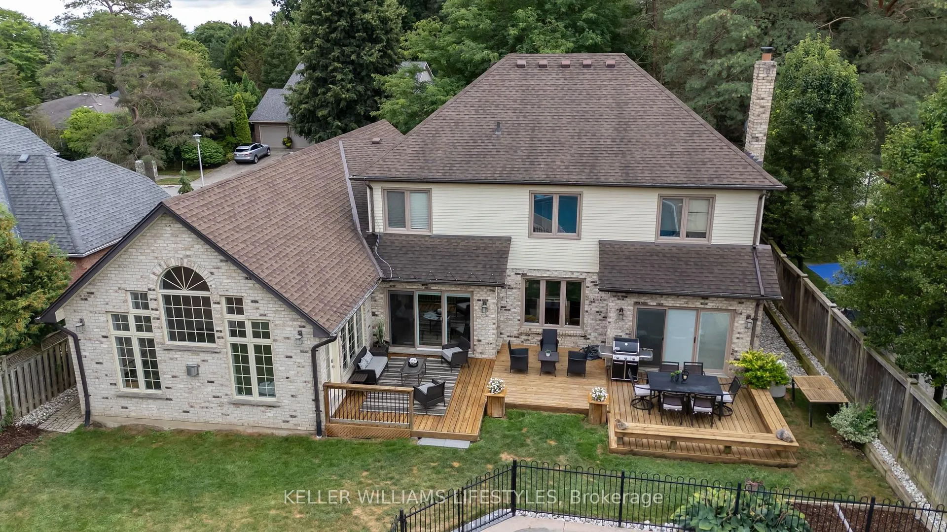 Photo 44 of 10 Debbie Lane, London, North B — HOMEH