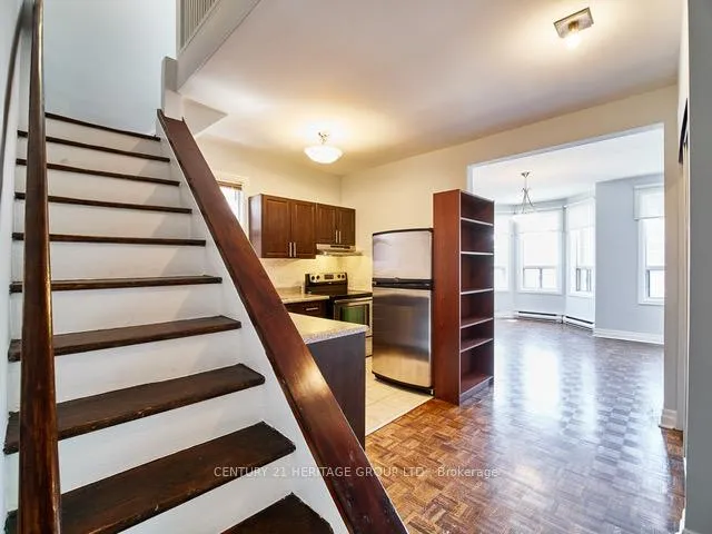Photo 7 of Unit 3, 1007 Bathurst Street, Toronto, The Annex — HOMEH